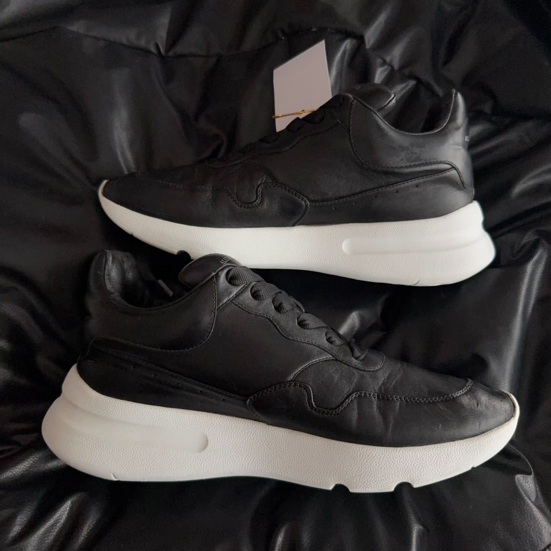 Alexander McQueen Alexander McQueen Black Lowtop Sneakers 43 Men Size US 10 / EU 43 - 6 Thumbnail