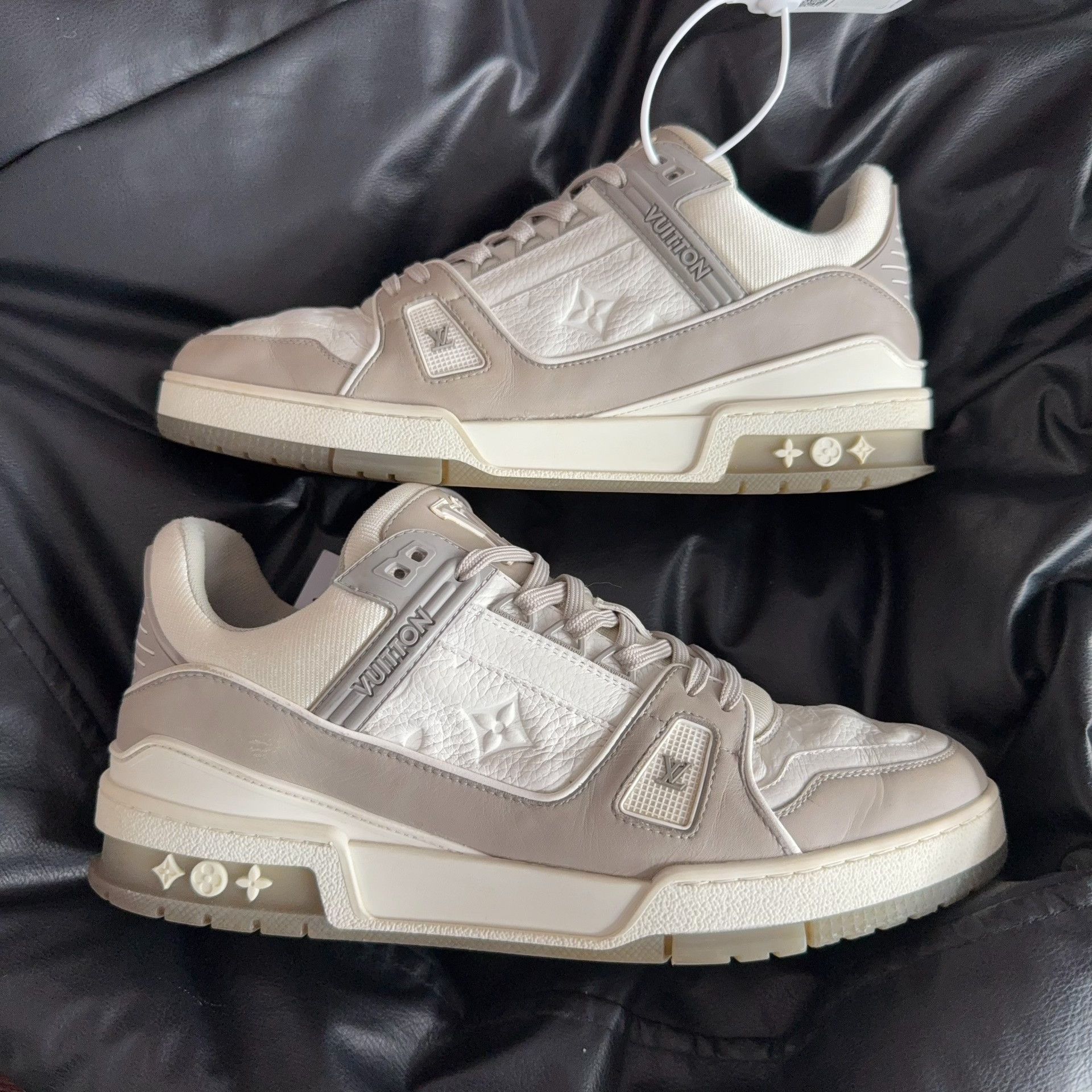 Louis Vuitton Louis Vuitton Training White Lowtop Sneakers 42 Men Size US 9 / EU 42 - 5 Thumbnail