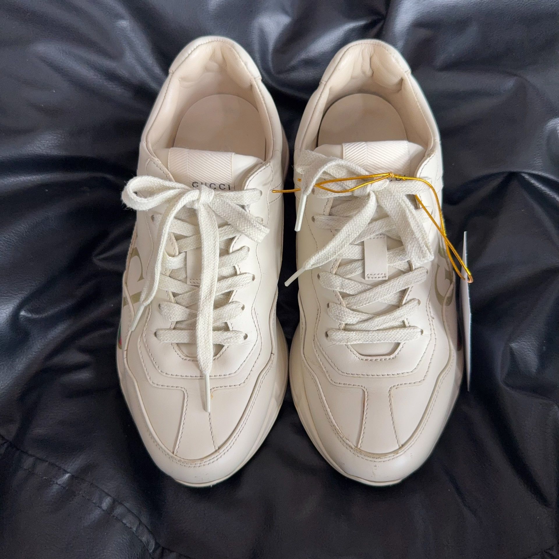 Gucci Gucci Lowtop Sneakers 37 Women Size US 6.5 / IT 36.5 - 2 Thumbnail