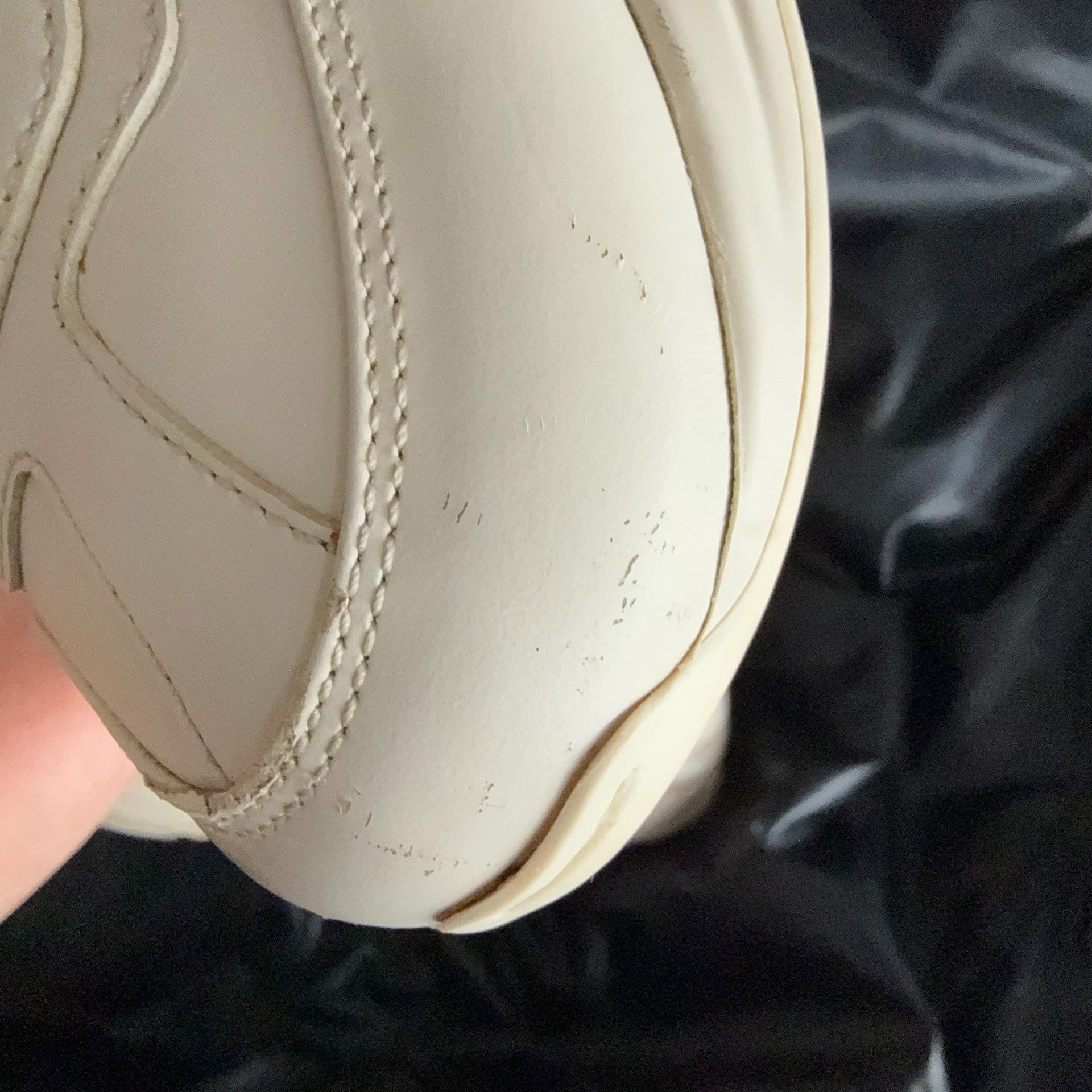 Gucci Gucci Lowtop Sneakers 37 Women Size US 6.5 / IT 36.5 - 7 Thumbnail