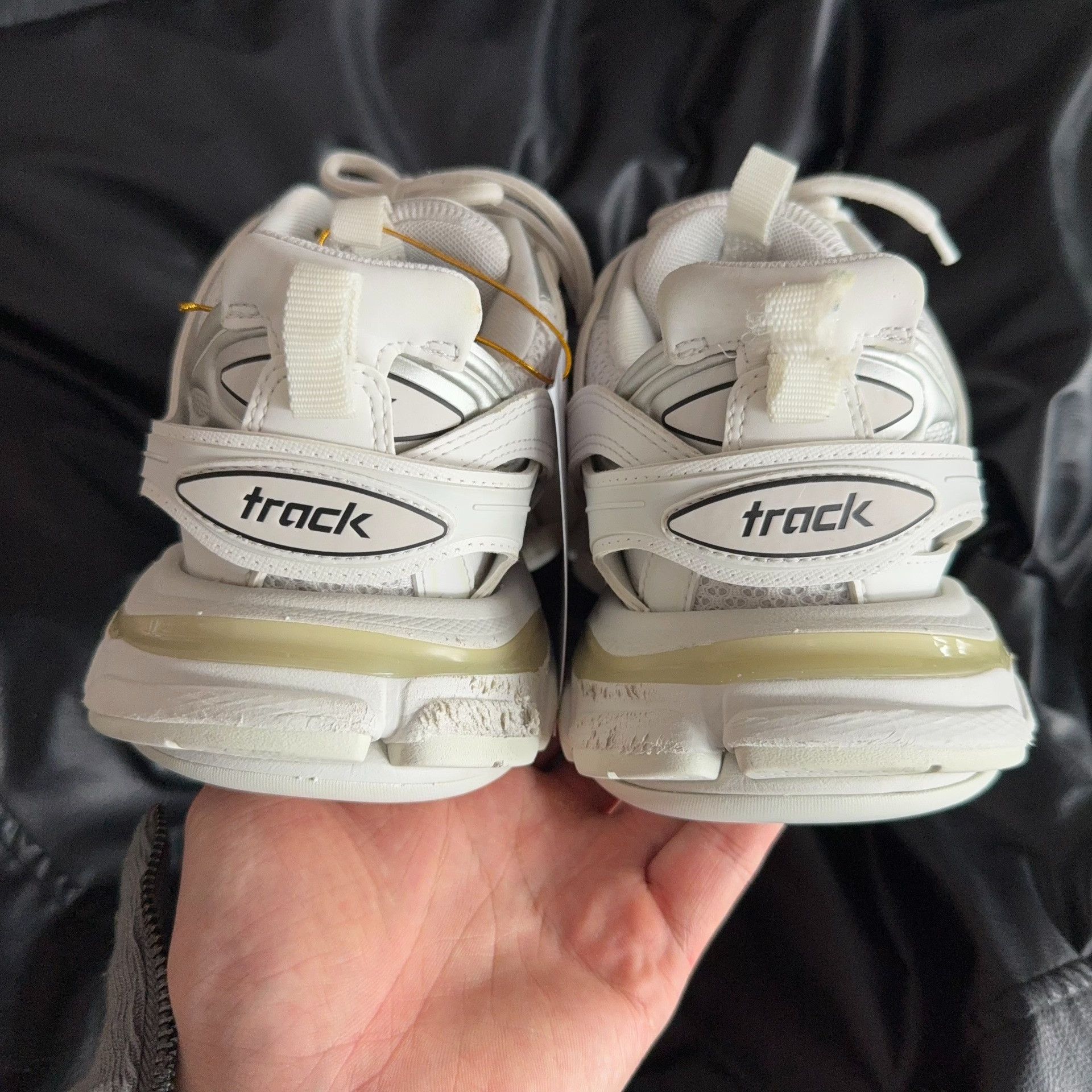 Balenciaga Balenciaga White Lowtop Sneakers 37 Women Size US 6.5 / IT 36.5 - 3 Thumbnail