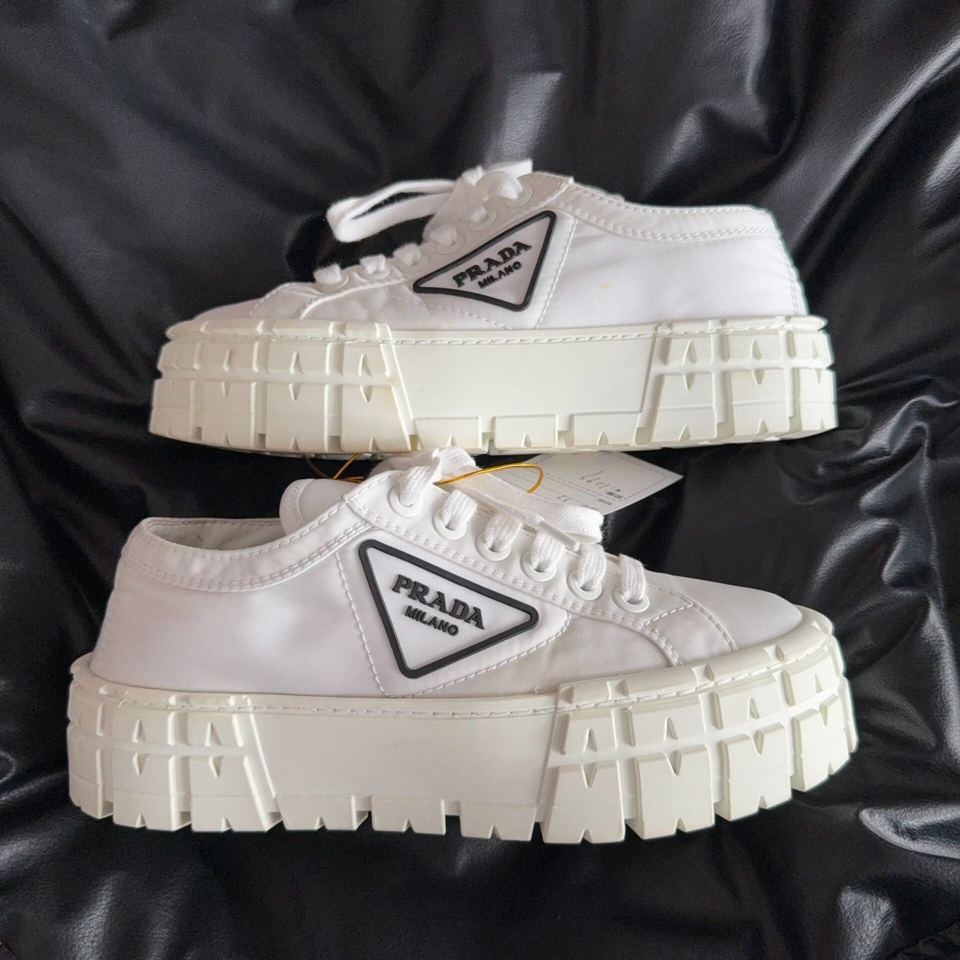 Prada Prada Lowtop Sneakers 37 Women Size US 6.5 / IT 36.5 - 5 Thumbnail