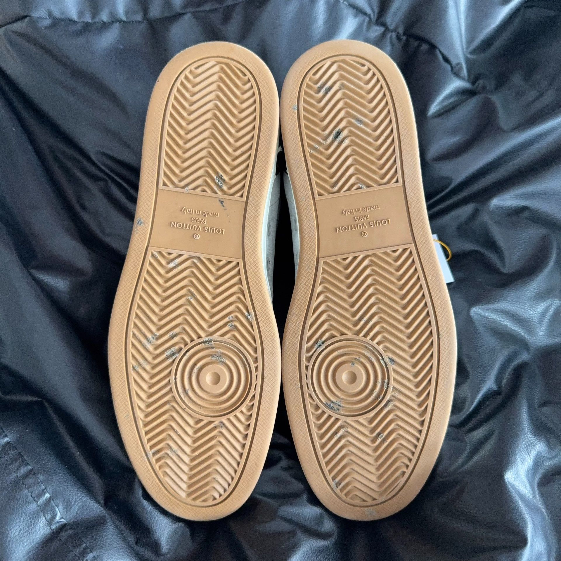 Louis Vuitton Louis Vuitton Hitop Sneakers 42 Men Size US 9 / EU 42 - 4 Thumbnail