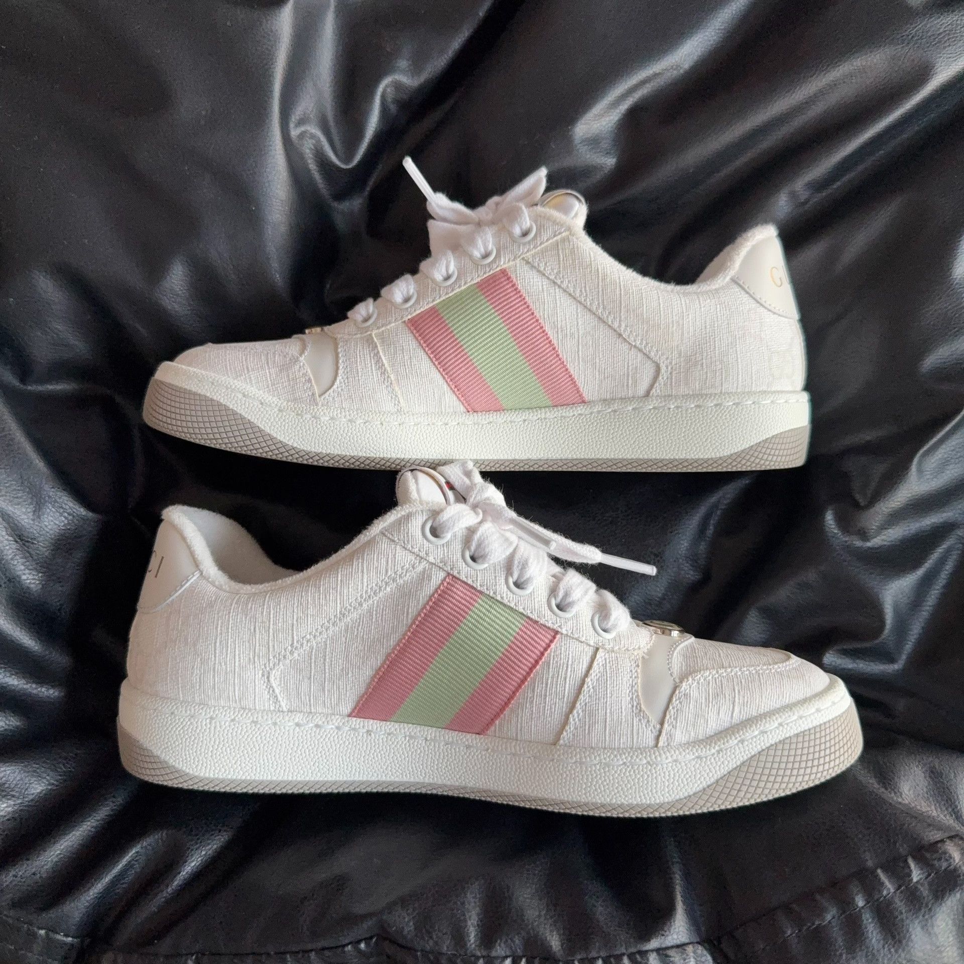 Gucci Gucci Gray Lowtop Sneakers 35.5 Women Size US 5 / IT 35 - 6 Thumbnail
