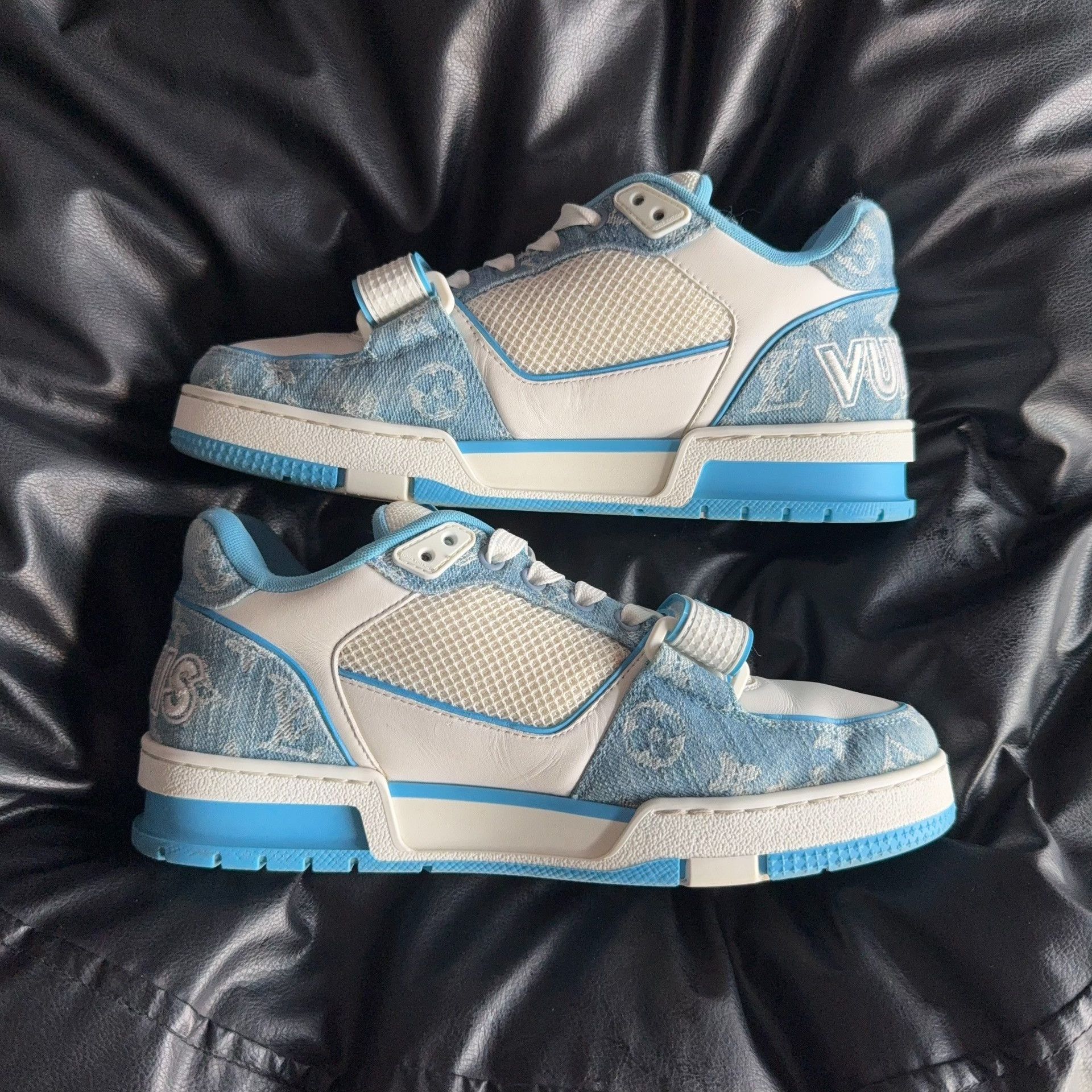 Louis Vuitton Louis Vuitton Training Blue Lowtop Sneakers 39.5 Women Size US 8.5 / IT 38.5 - 6 Thumbnail