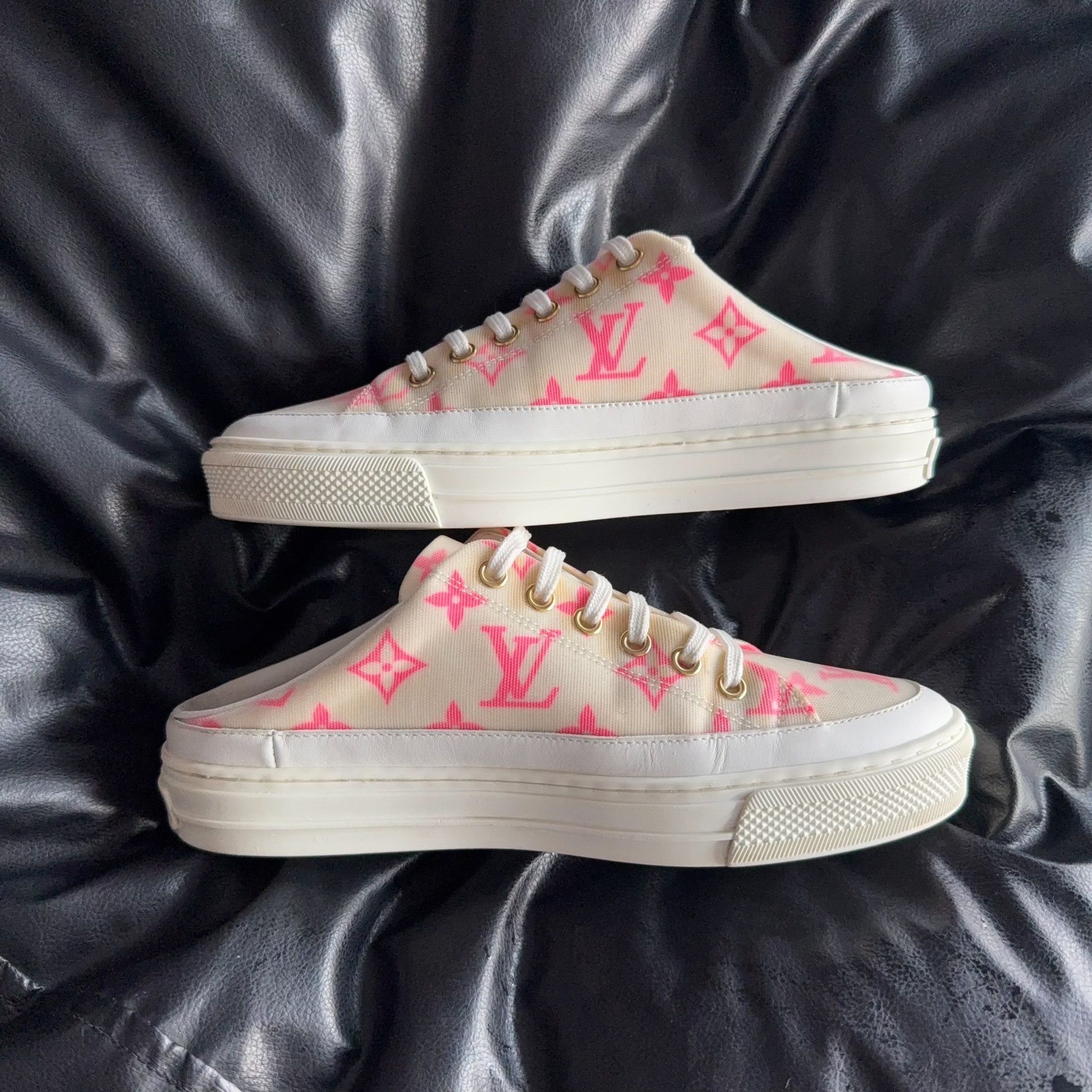 Louis Vuitton Louis Vuitton Pink Lowtop Sneakers 36 Women Size US 6 / IT 36 - 6 Thumbnail
