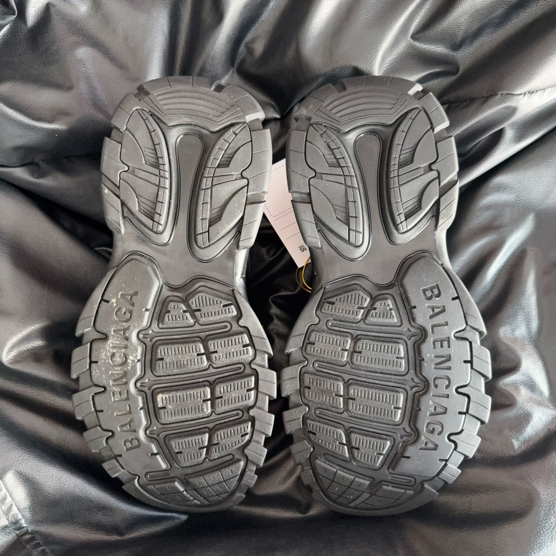 Balenciaga Balenciaga Black Sandals 41 Men Size US 8.5 / EU 41-42 - 4 Thumbnail