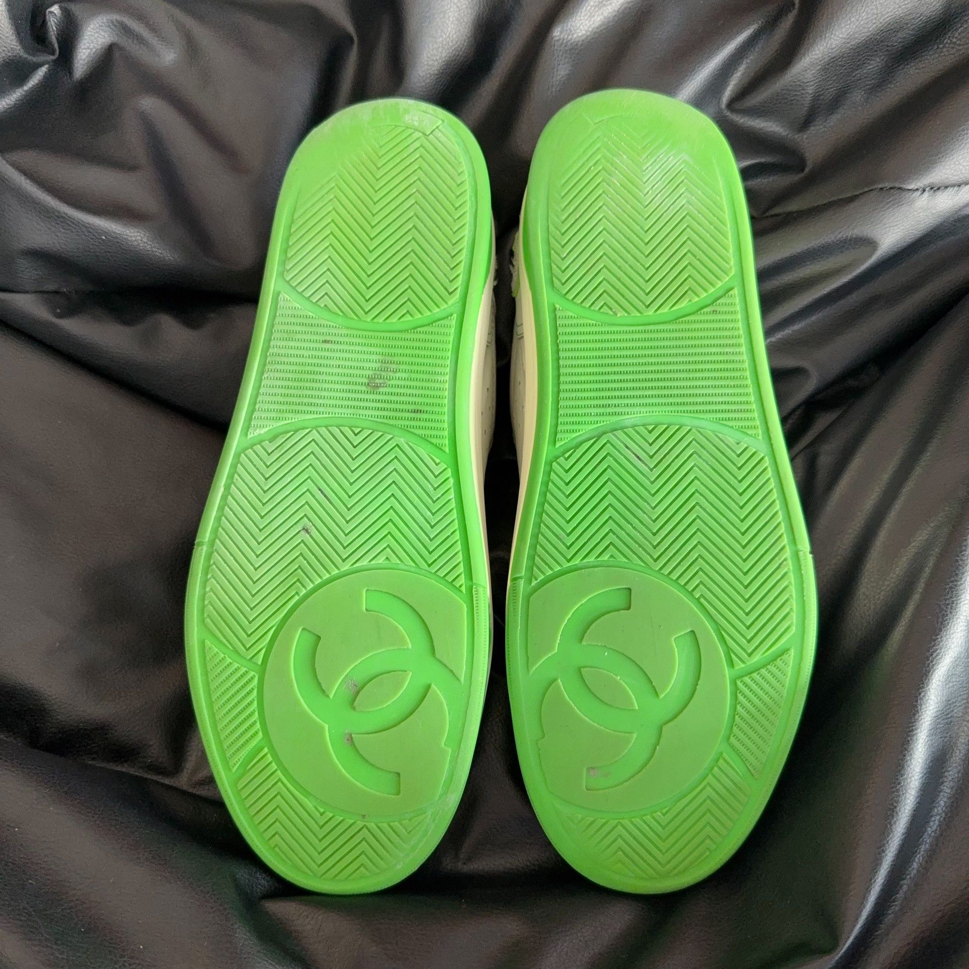 Chanel Chanel Green Lowtop Sneakers 41 Men Size US 8.5 / EU 41-42 - 4 Thumbnail