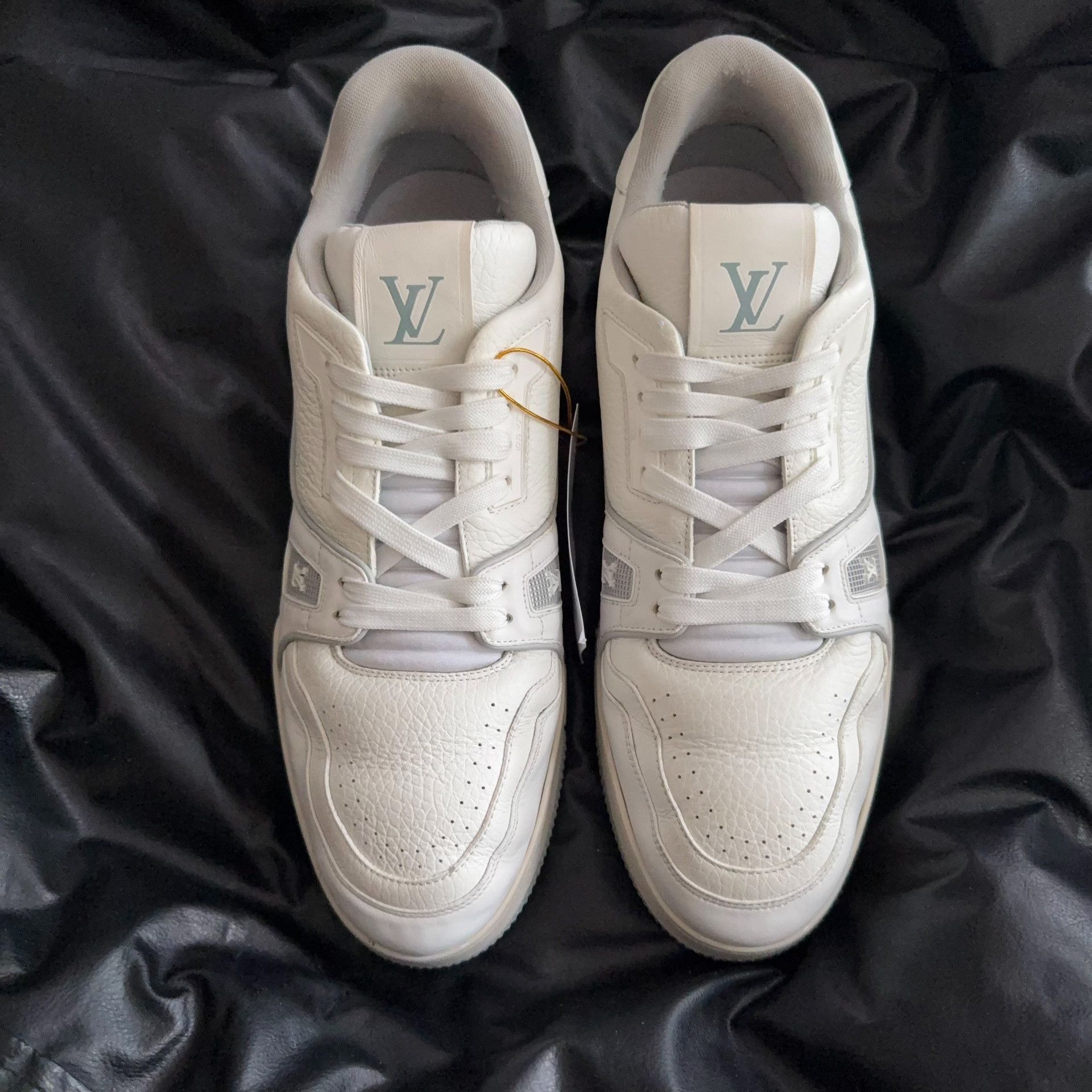 Louis Vuitton Louis Vuitton Training White Lowtop Sneakers 44 Men Size US 10.5 / EU 43-44 - 2 Thumbnail