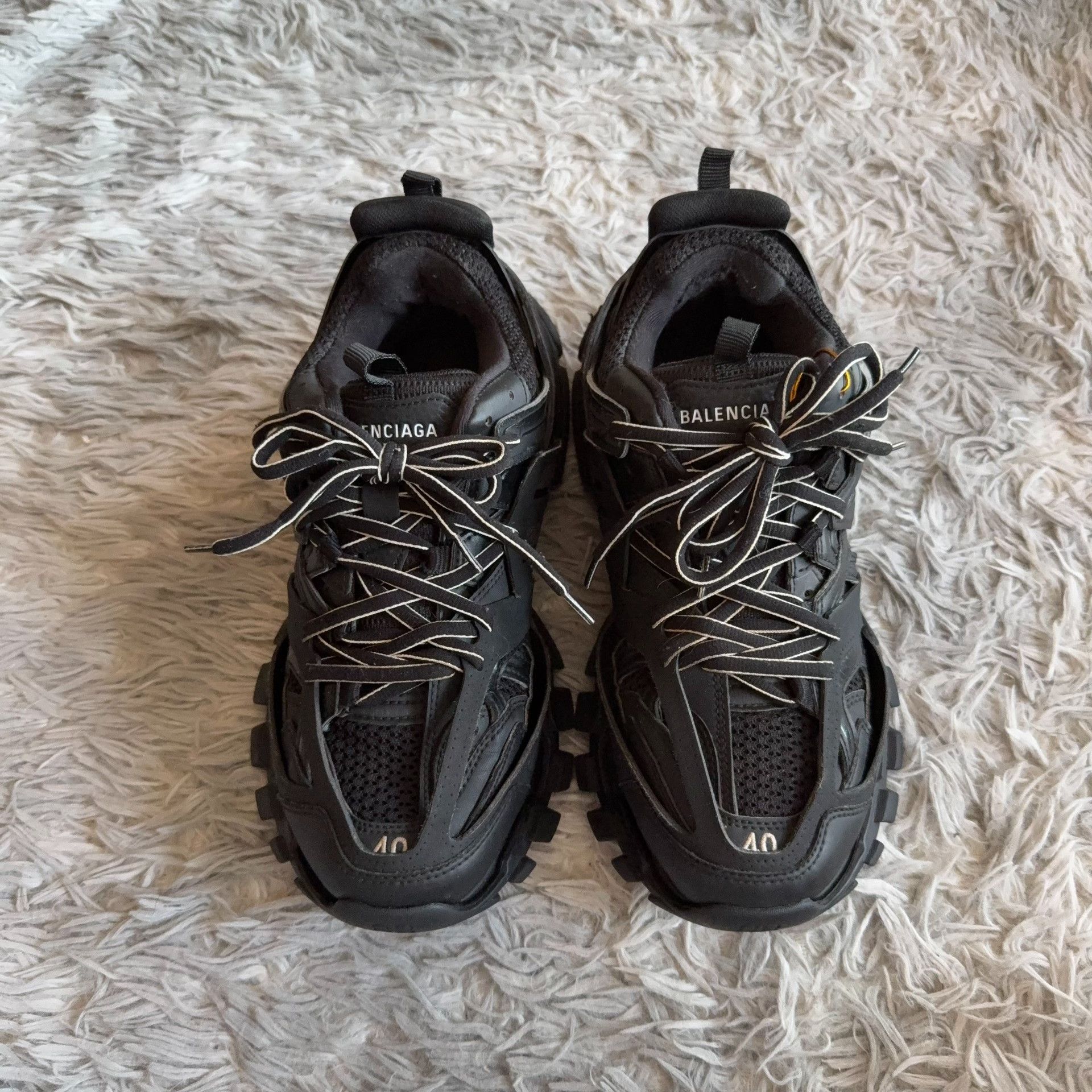 Balenciaga Balenciaga Black Lowtop Sneakers 40 Men Size US 7.5 / EU 40-41 - 2 Thumbnail