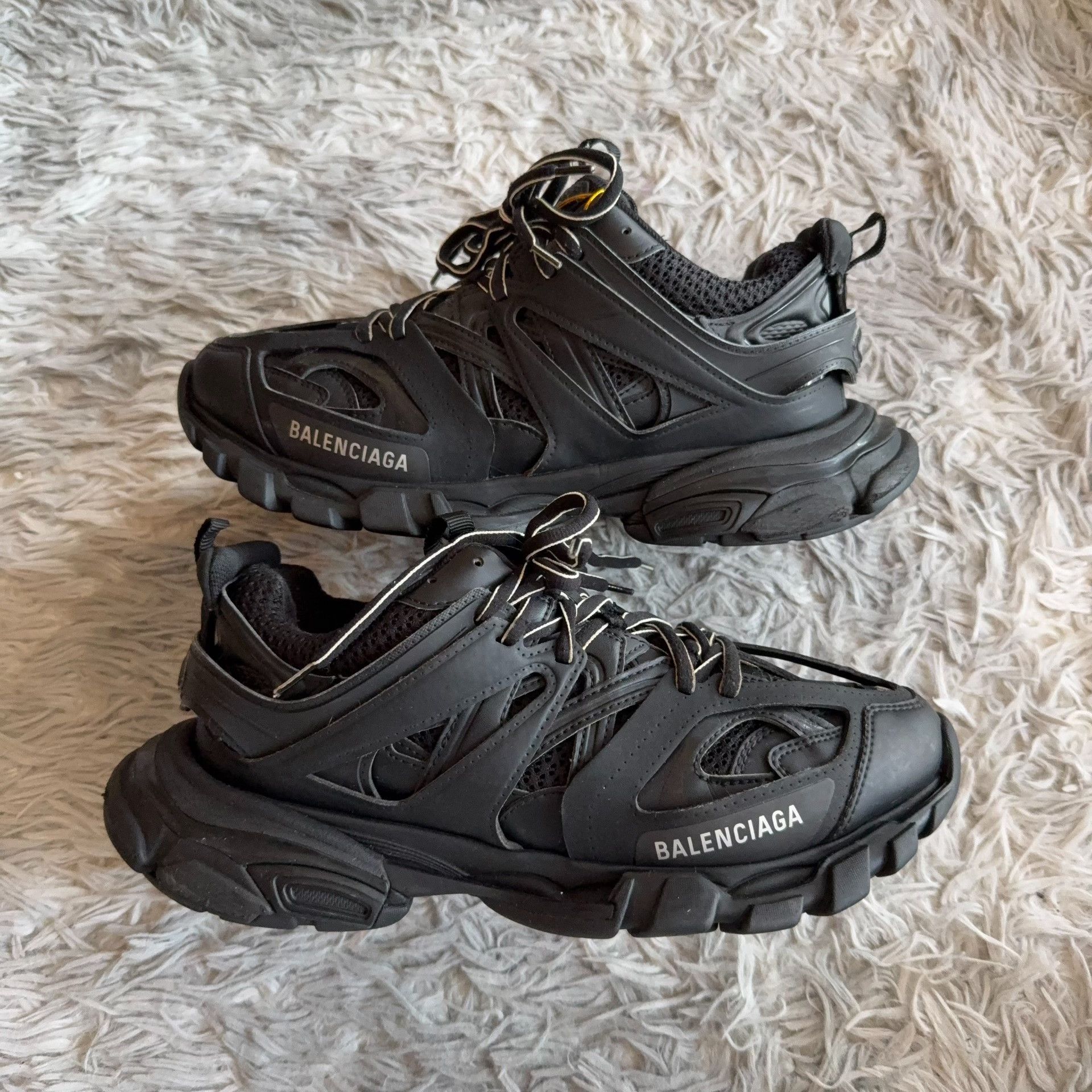 Balenciaga Balenciaga Black Lowtop Sneakers 40 Men Size US 7.5 / EU 40-41 - 4 Thumbnail