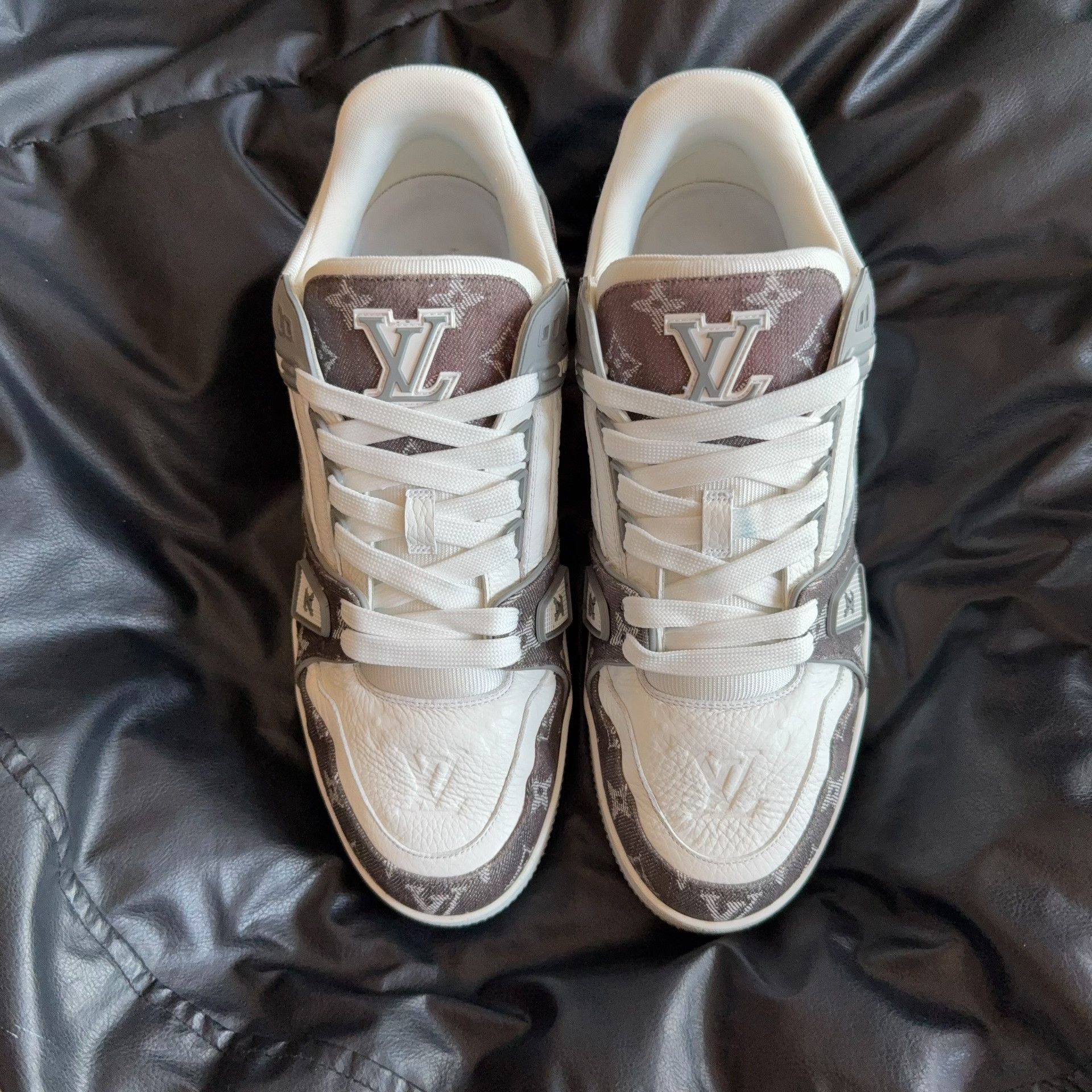 Louis Vuitton Louis Vuitton Training Denim White Lowtop Sneakers 44.5 Men Size US 11 / EU 44 - 2 Thumbnail