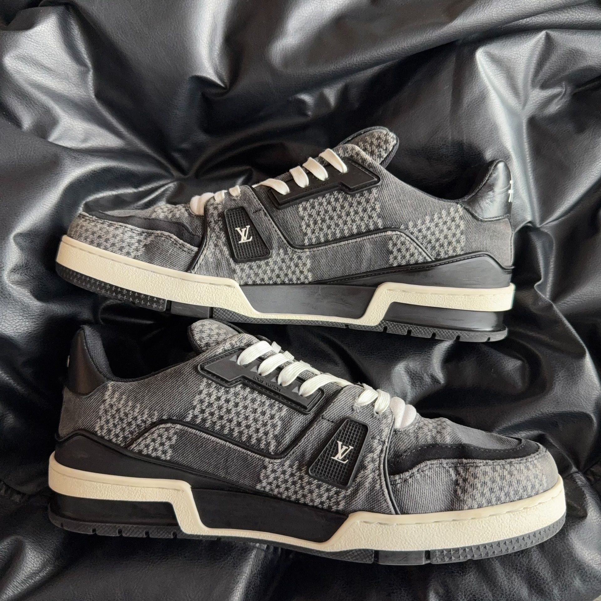 Louis Vuitton Louis Vuitton Training Gray Lowtop Sneakers 8 Men Size US 8 / EU 41 - 6 Thumbnail