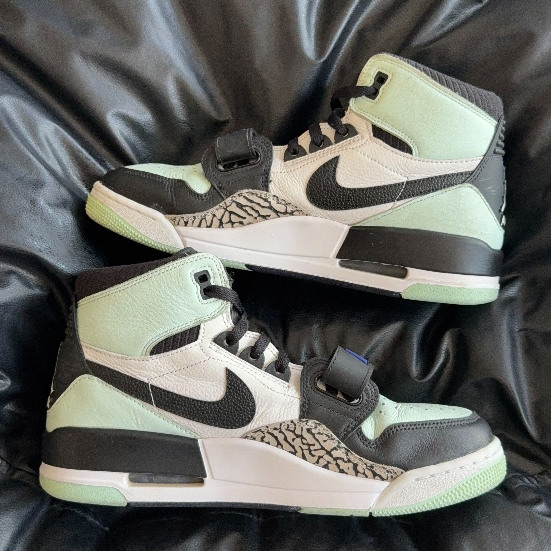 Nike Nike Green Lowtop Sneakers 42.5 Men Size US 9.5 / EU 42-43 - 6 Thumbnail