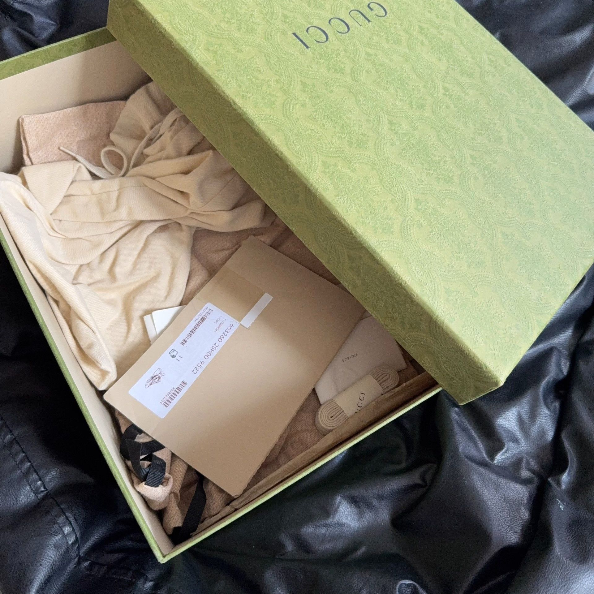 Gucci Gucci Lowtop Sneakers 7 Men Size US 7 / EU 40 - 9 Thumbnail