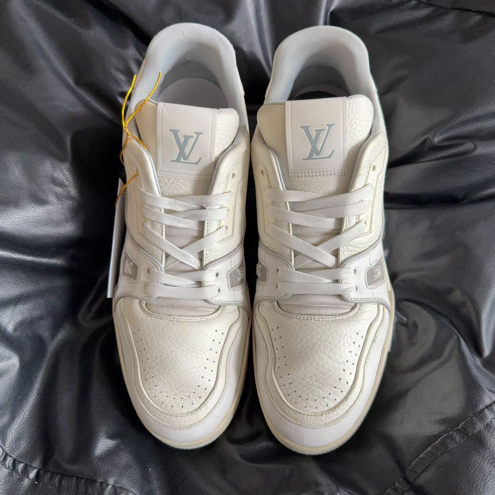 Louis Vuitton Louis Vuitton Training White Lowtop Sneakers 43 Men Size US 10 / EU 43 - 2 Thumbnail