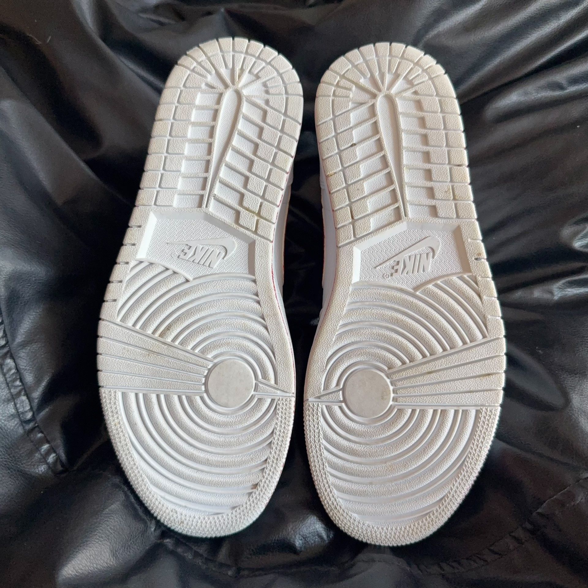 Nike Nike Graphic Lowtop Sneakers 42 Men Size US 9 / EU 42 - 4 Thumbnail
