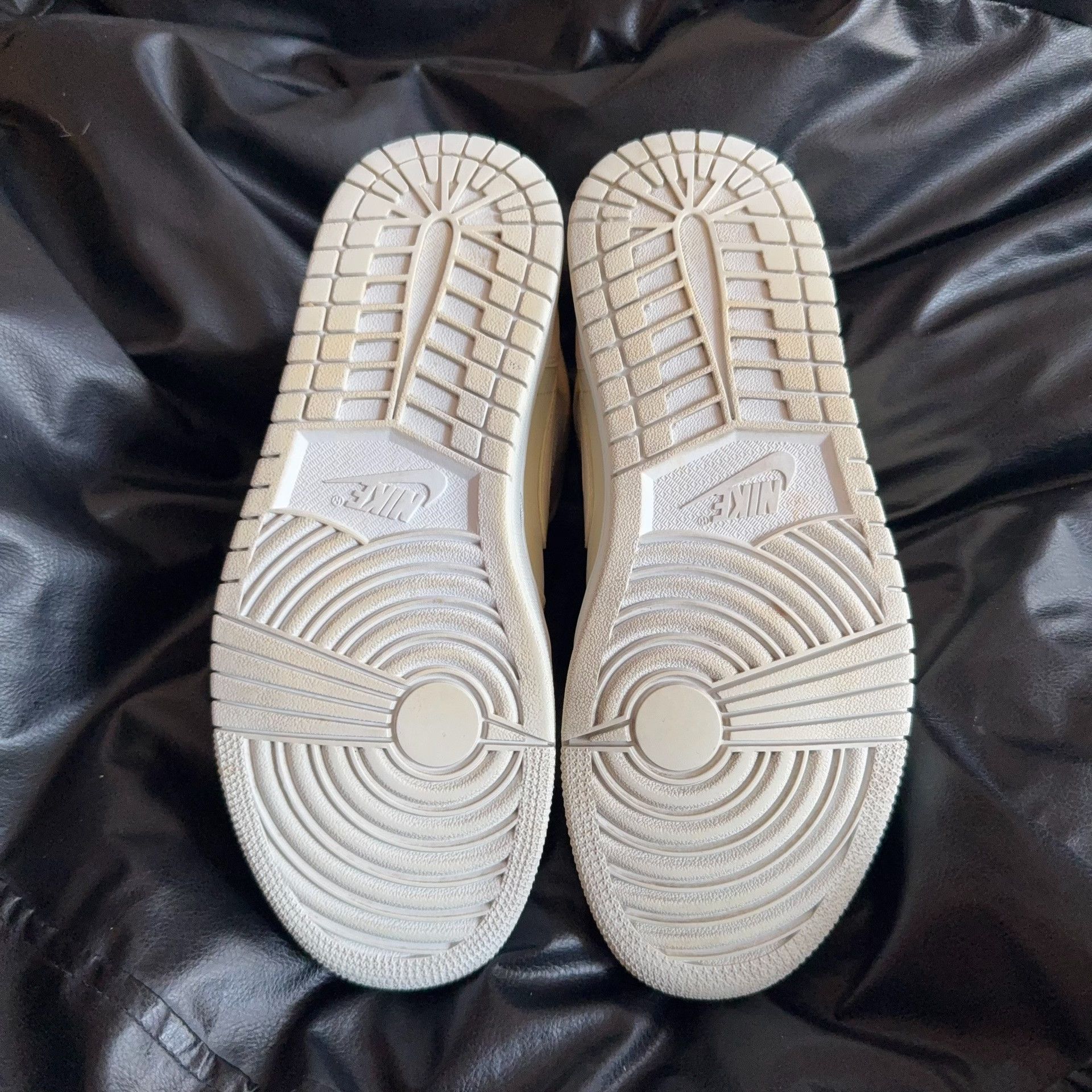 Nike Nike Yellow Lowtop Sneakers 40 Men Size US 7.5 / EU 40-41 - 4 Thumbnail