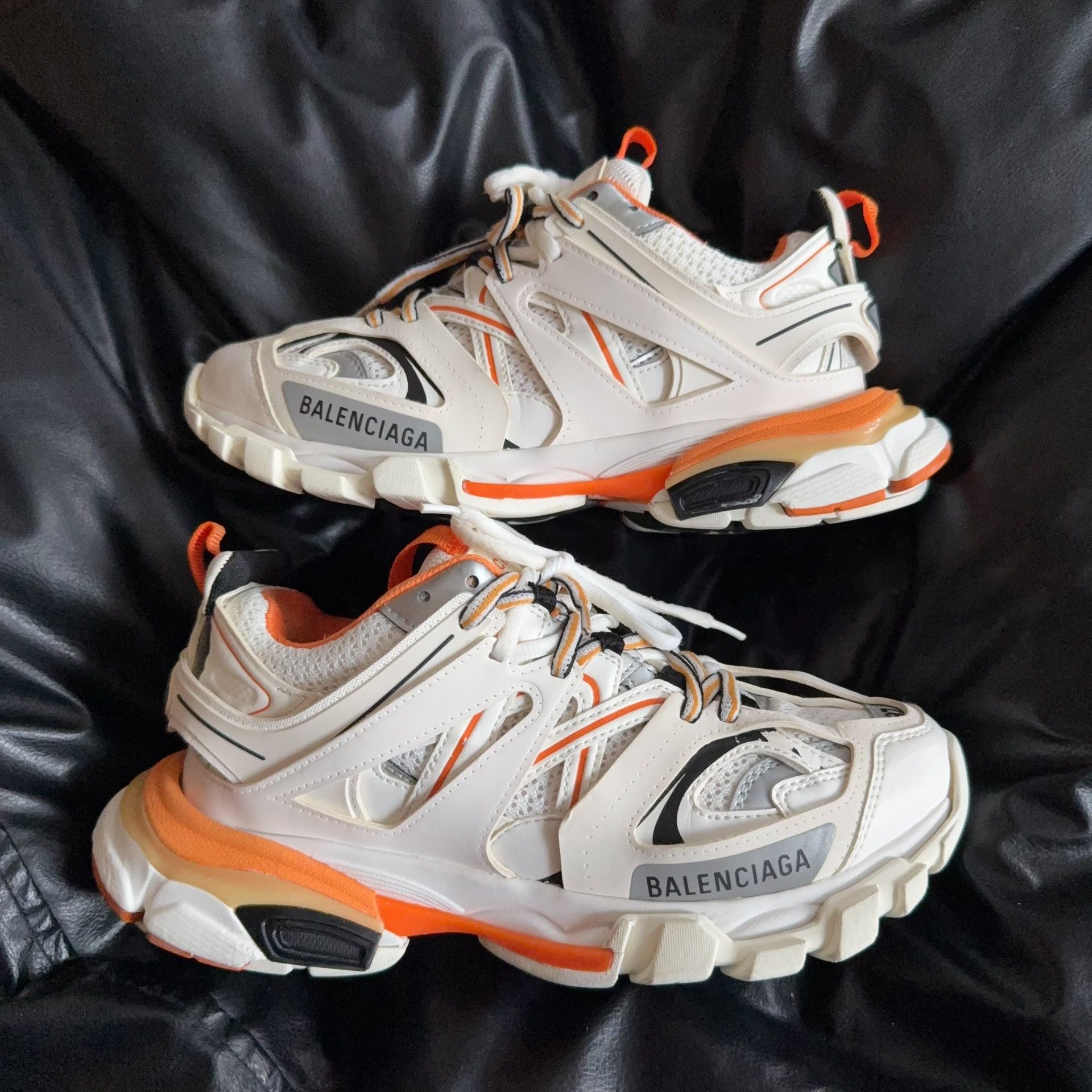 Balenciaga Balenciaga White Lowtop Sneakers 37 Women Size US 6.5 / IT 36.5 - 5 Thumbnail