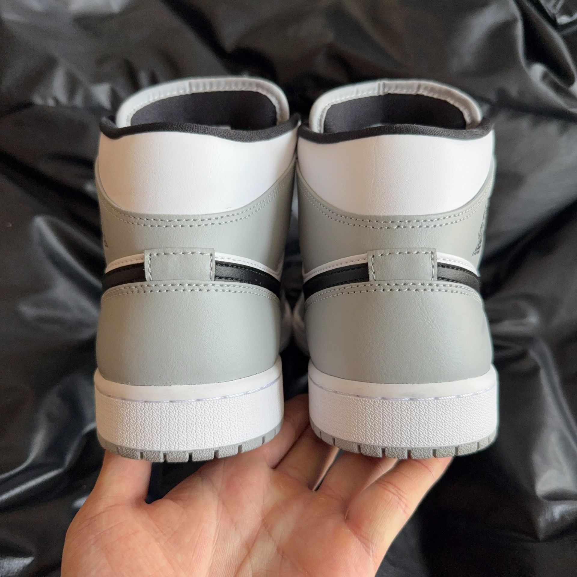 Nike Nike White Lowtop Sneakers 44.5 Men Size US 11 / EU 44 - 3 Thumbnail