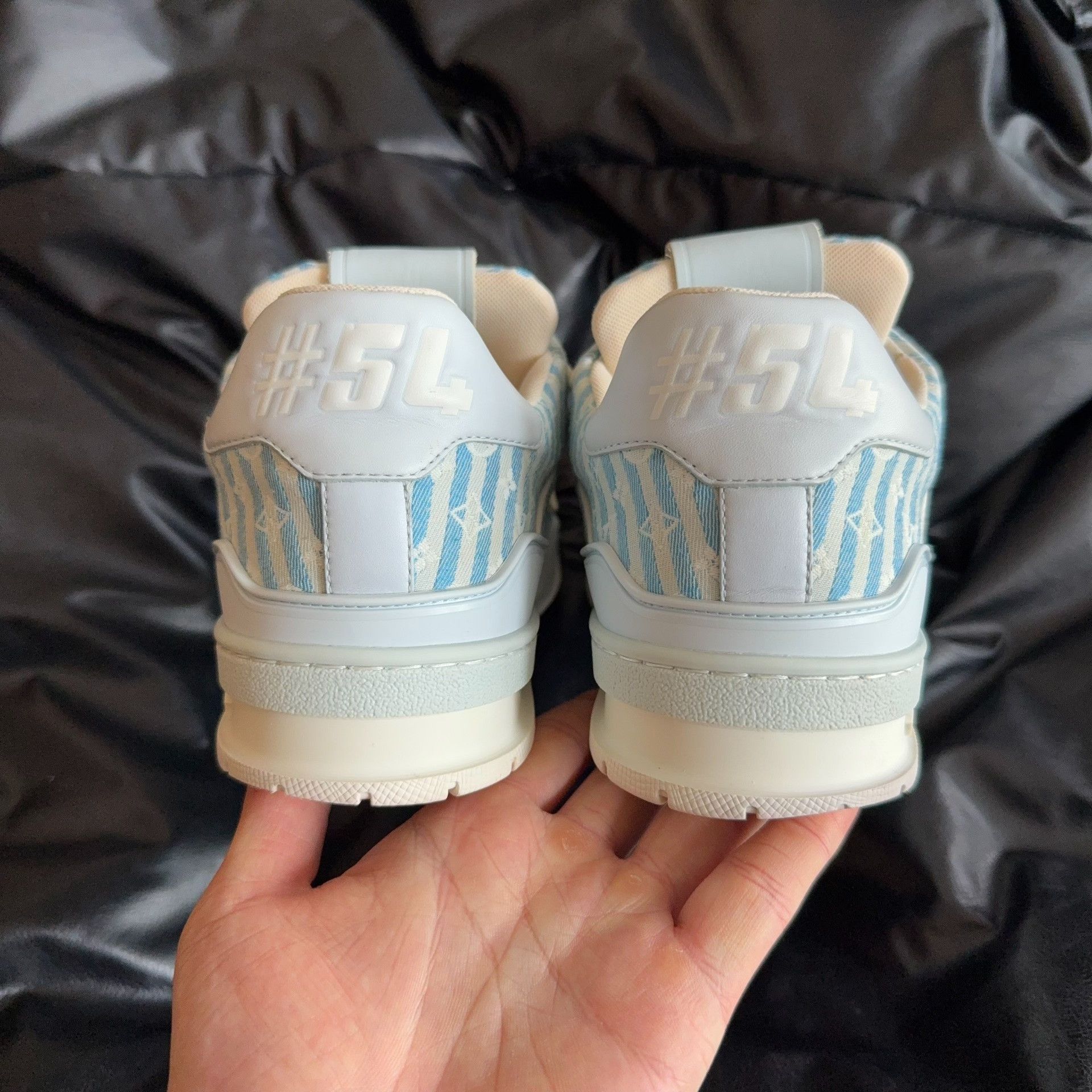 Louis Vuitton Louis Vuitton Training Blue Lowtop Sneakers 7 Men Size US 7 / EU 40 - 3 Thumbnail