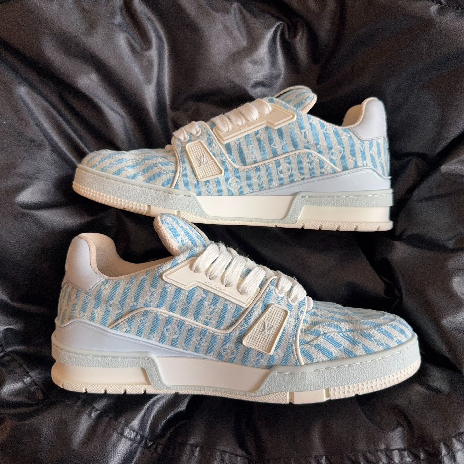 Louis Vuitton Louis Vuitton Training Blue Lowtop Sneakers 7 Men Size US 7 / EU 40 - 6 Thumbnail
