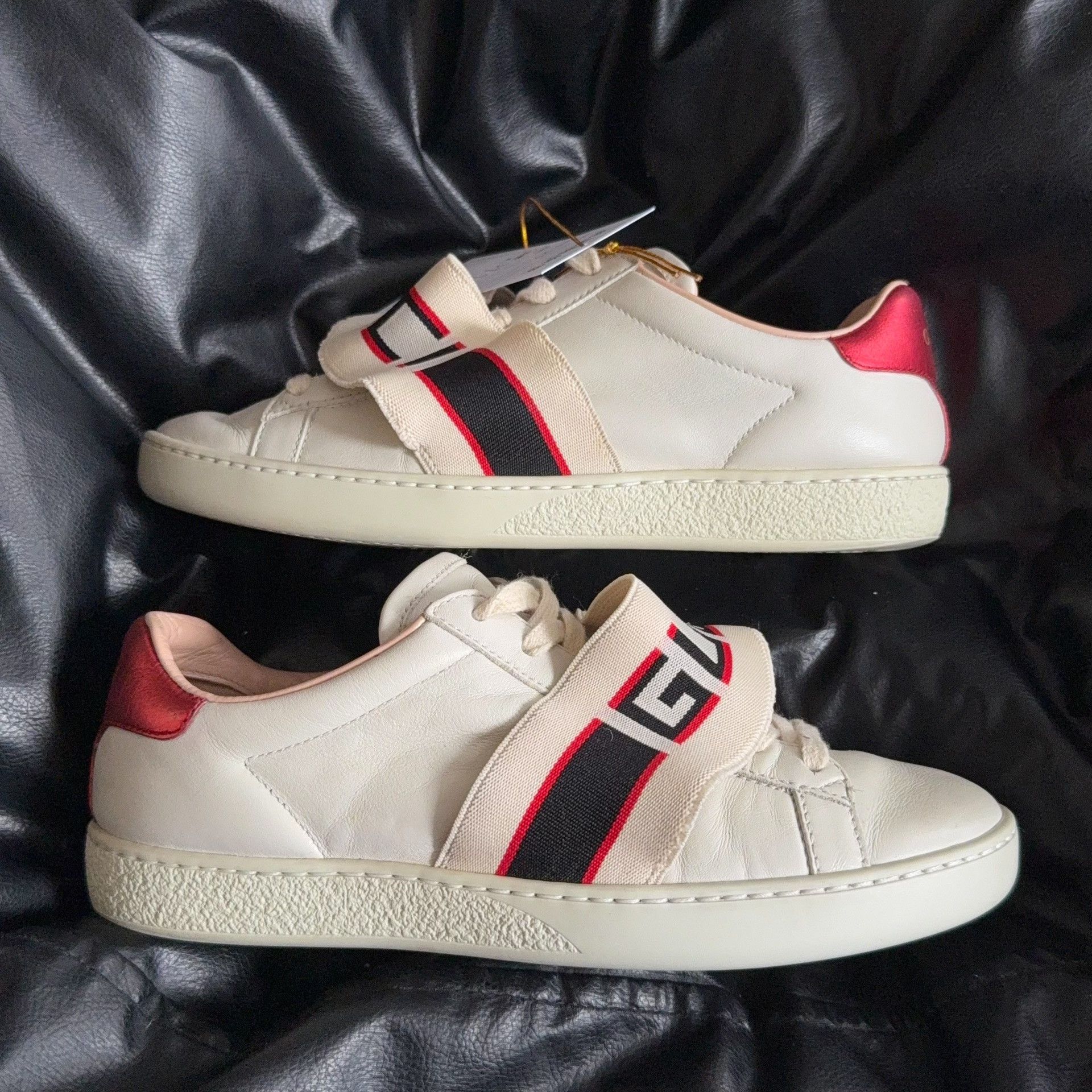 Gucci Gucci White Lowtop Sneakers 35 Women Size US 5 / IT 35 - 5 Thumbnail