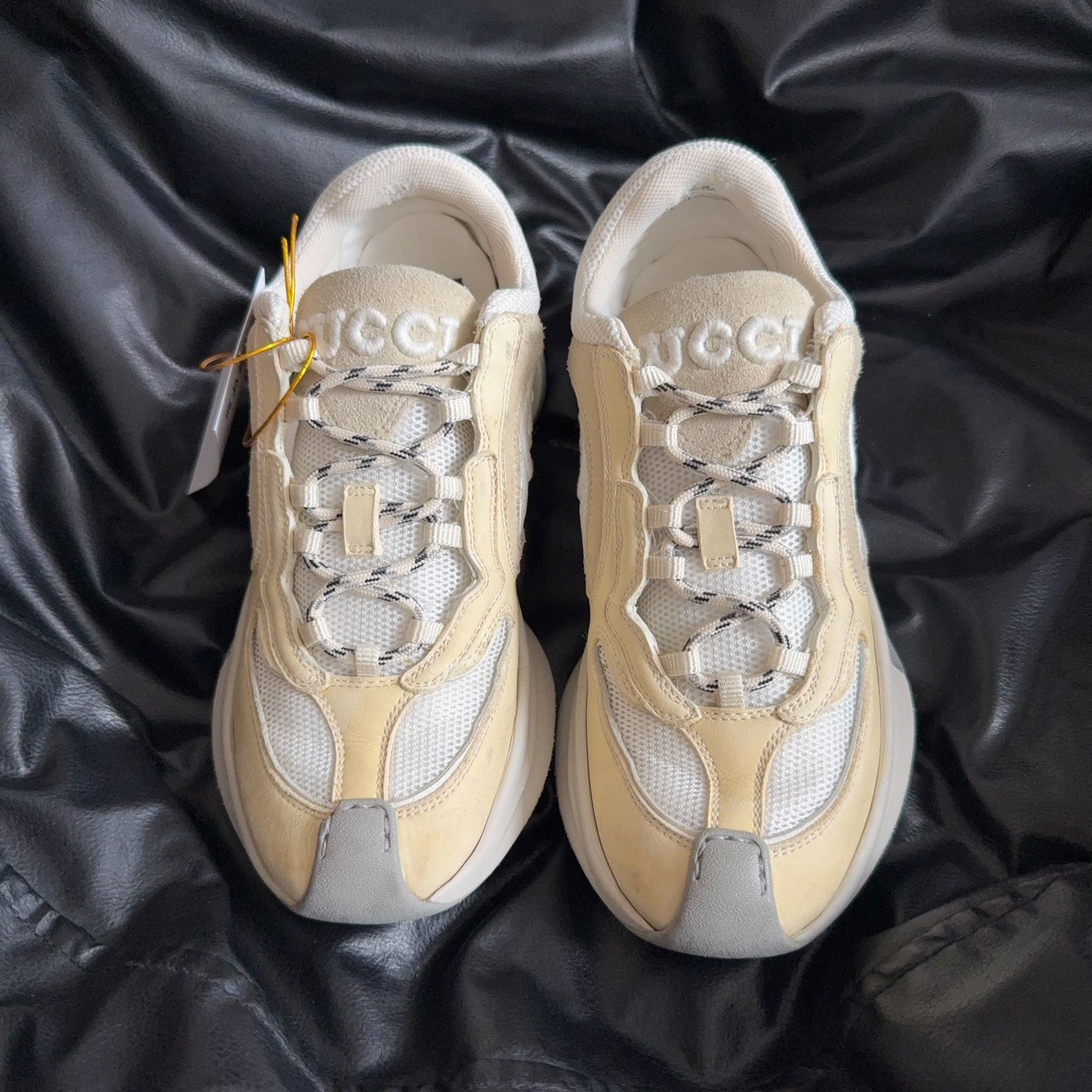 Gucci Gucci Lowtop Sneakers 36.5 Women Size US 6 / IT 36 - 2 Thumbnail