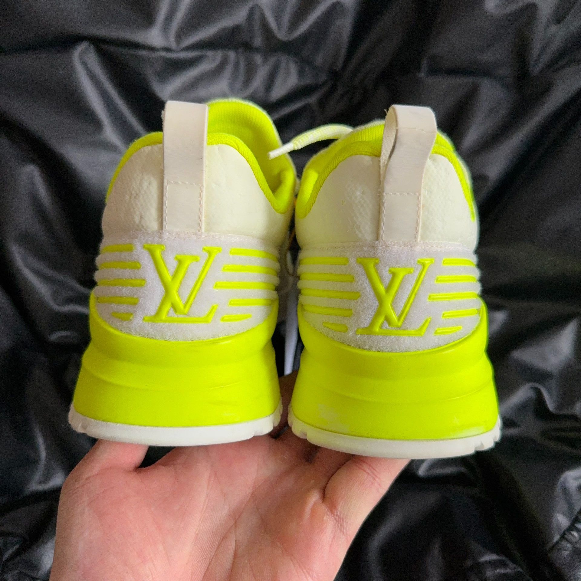 Louis Vuitton Louis Vuitton Yellow Lowtop Sneakers 8 Men Size US 8 / EU 41 - 3 Thumbnail