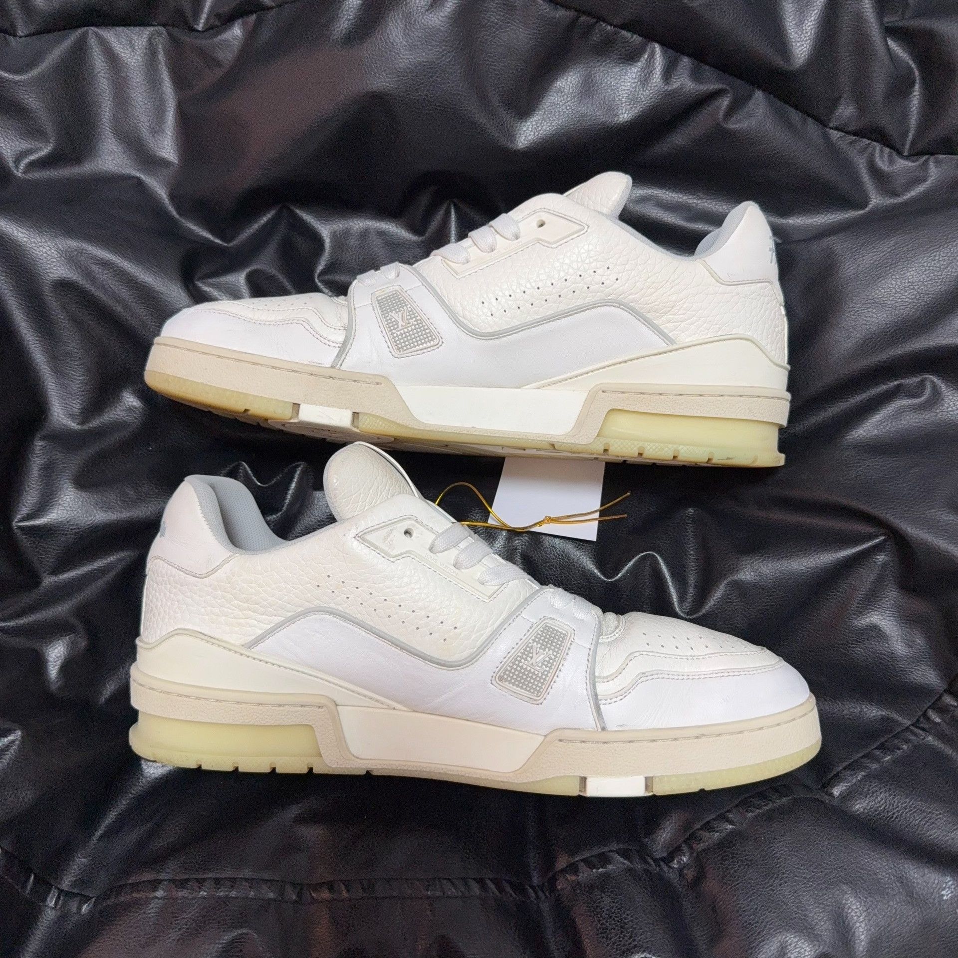Louis Vuitton Louis Vuitton Training White Lowtop Sneakers 9 Men Size US 9 / EU 42 - 6 Thumbnail
