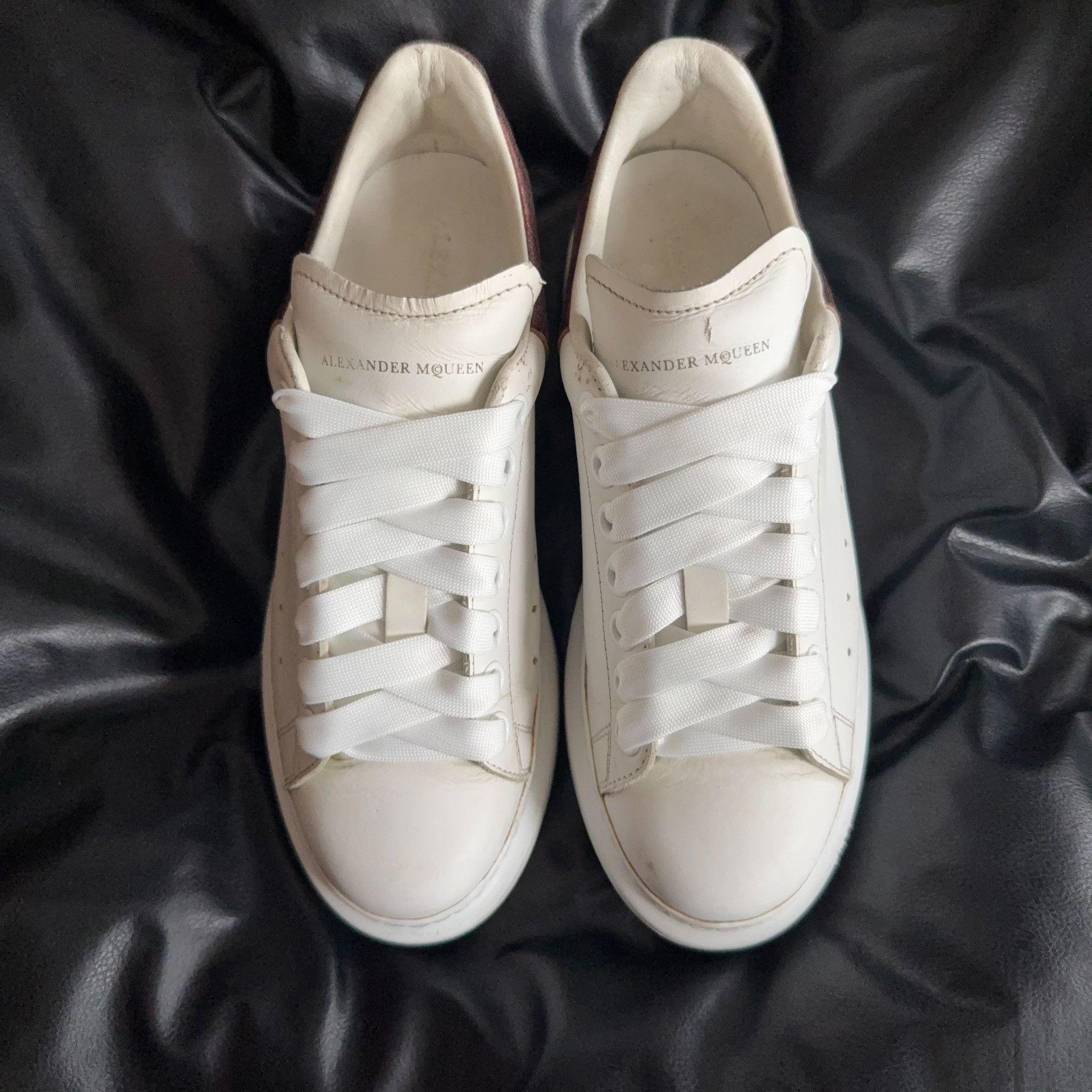 Alexander McQueen Alexander McQueen Red Lowtop Sneakers 37.5 Women Size US 6.5 / IT 36.5 - 2 Thumbnail