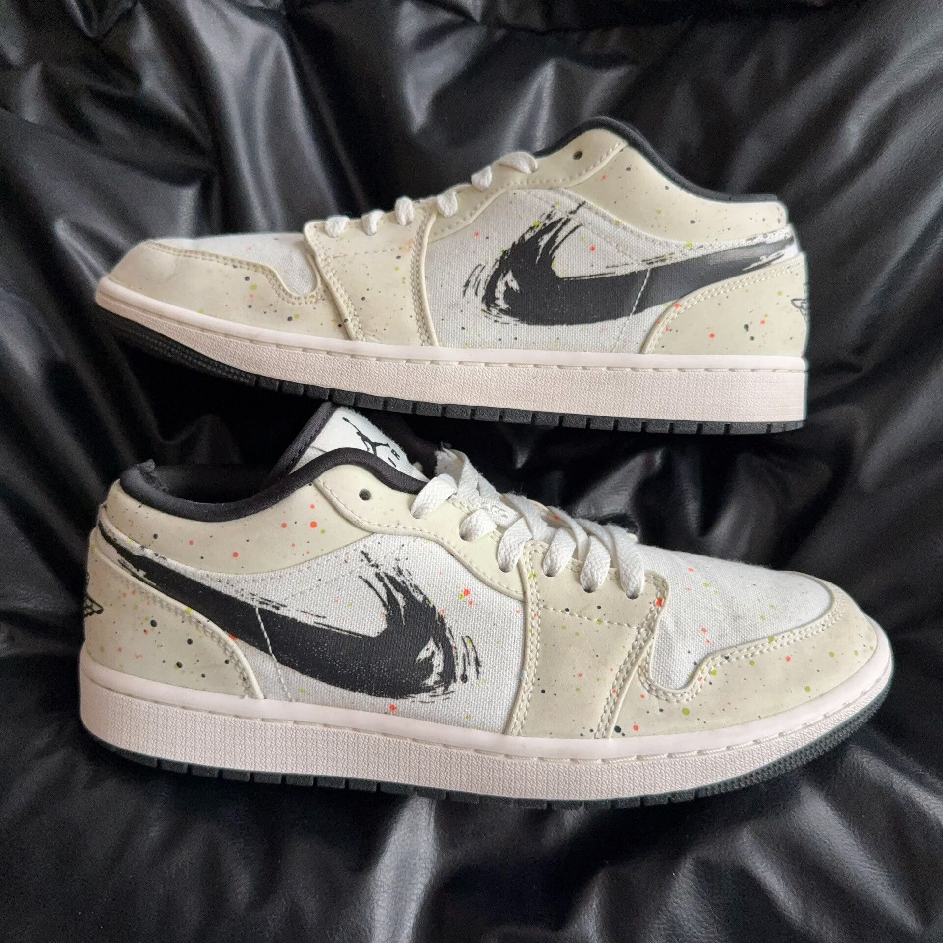 Nike Nike White Lowtop Sneakers 43 Men Size US 10 / EU 43 - 5 Thumbnail