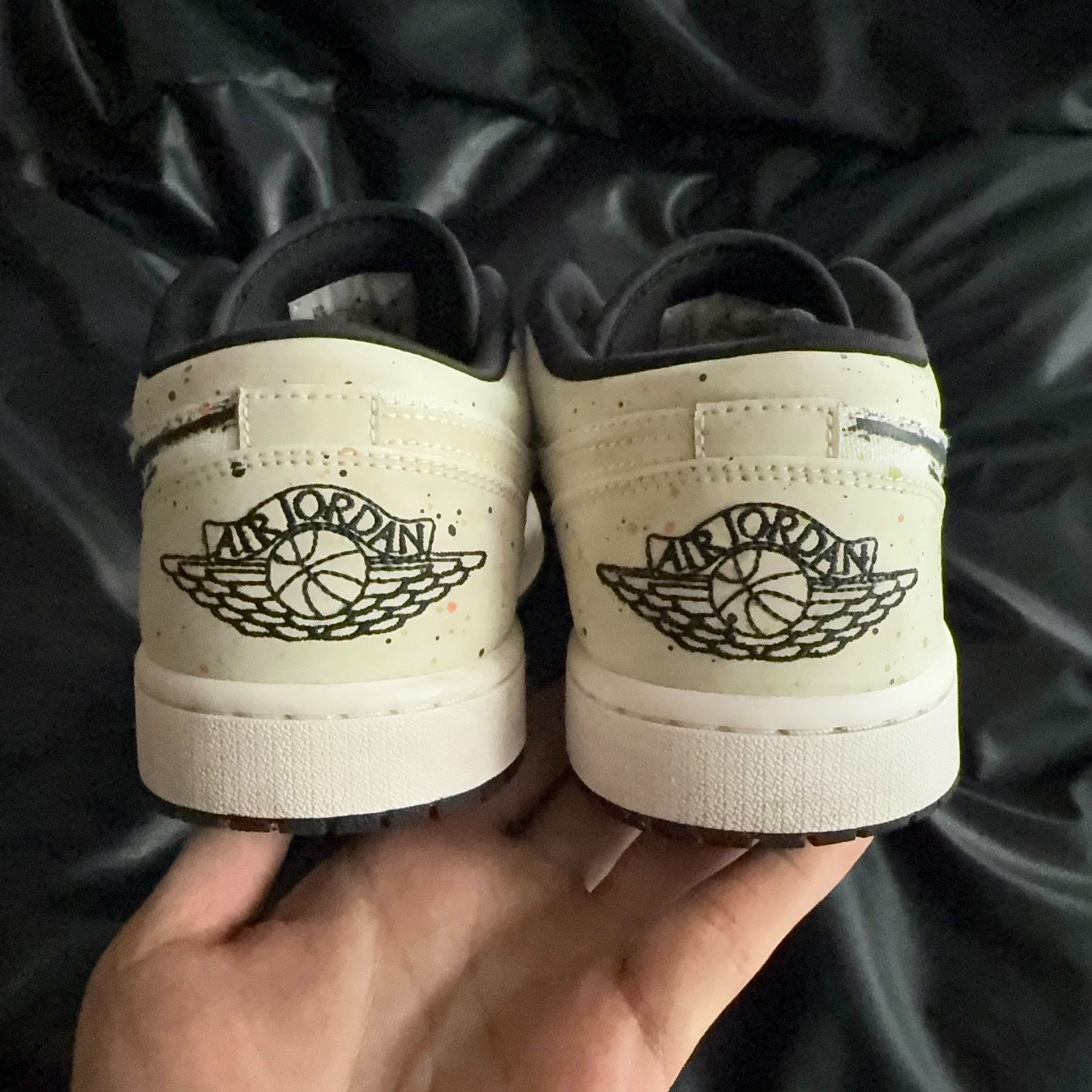 Nike Nike White Lowtop Sneakers 43 Men Size US 10 / EU 43 - 3 Thumbnail