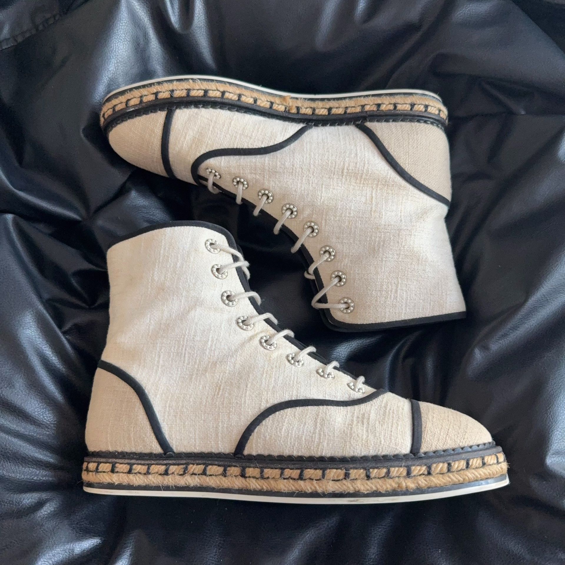 Chanel Chanel Knit Hitop Sneakers 38.5 Women Size US 7.5 / IT 37.5 - 5 Thumbnail