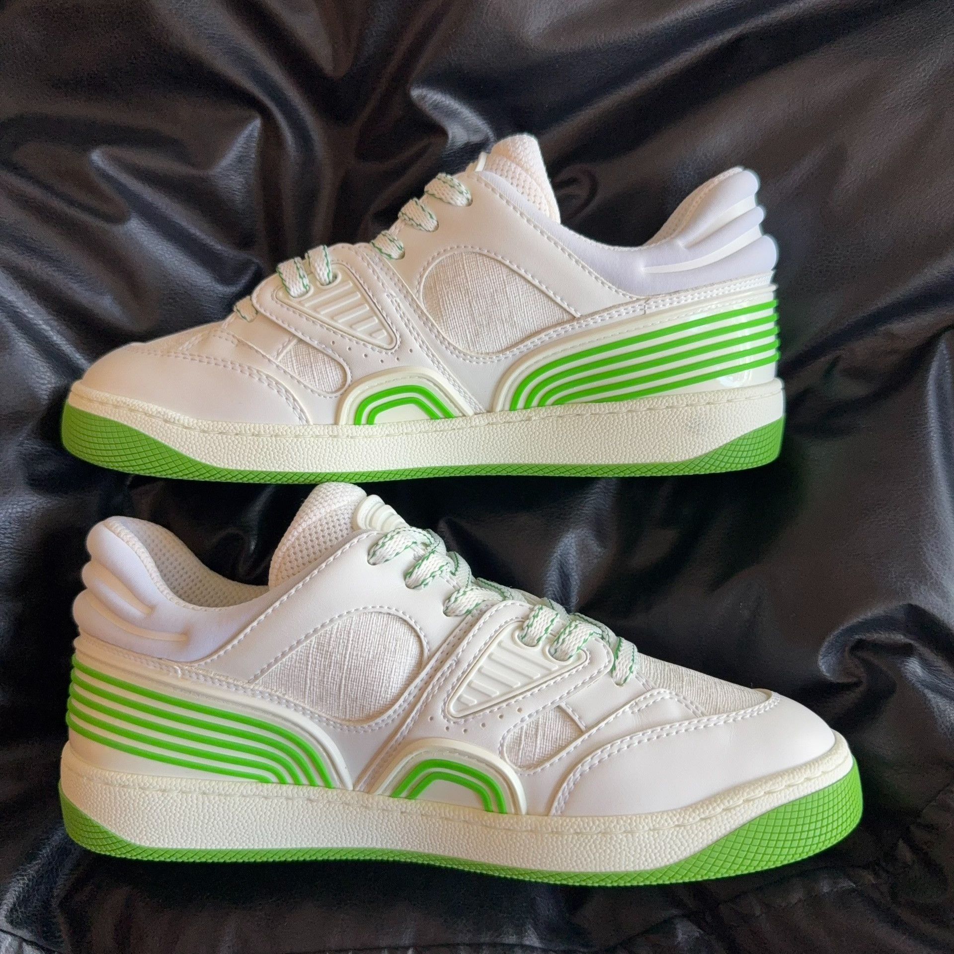 Gucci Gucci Green Lowtop Sneakers 36 Women Size US 6 / IT 36 - 6 Thumbnail