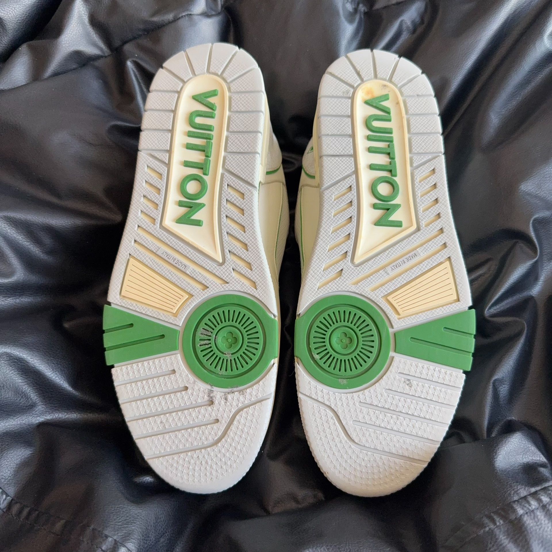 Louis Vuitton Louis Vuitton Training Green Lowtop Sneakers 8 Men Size US 8 / EU 41 - 4 Thumbnail