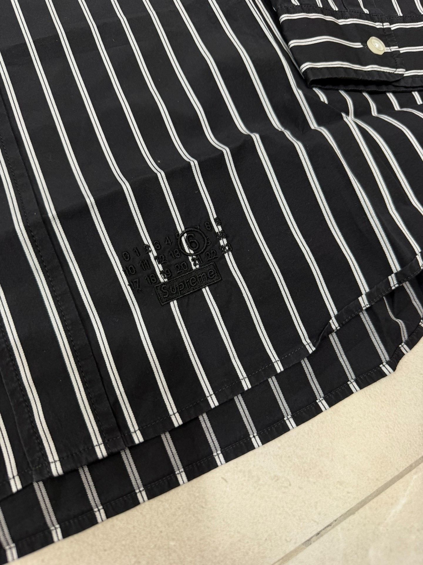 MM6 Supreme x MM6 Stripe Shirt Size US L / EU 52-54 / 3 - 2 Thumbnail