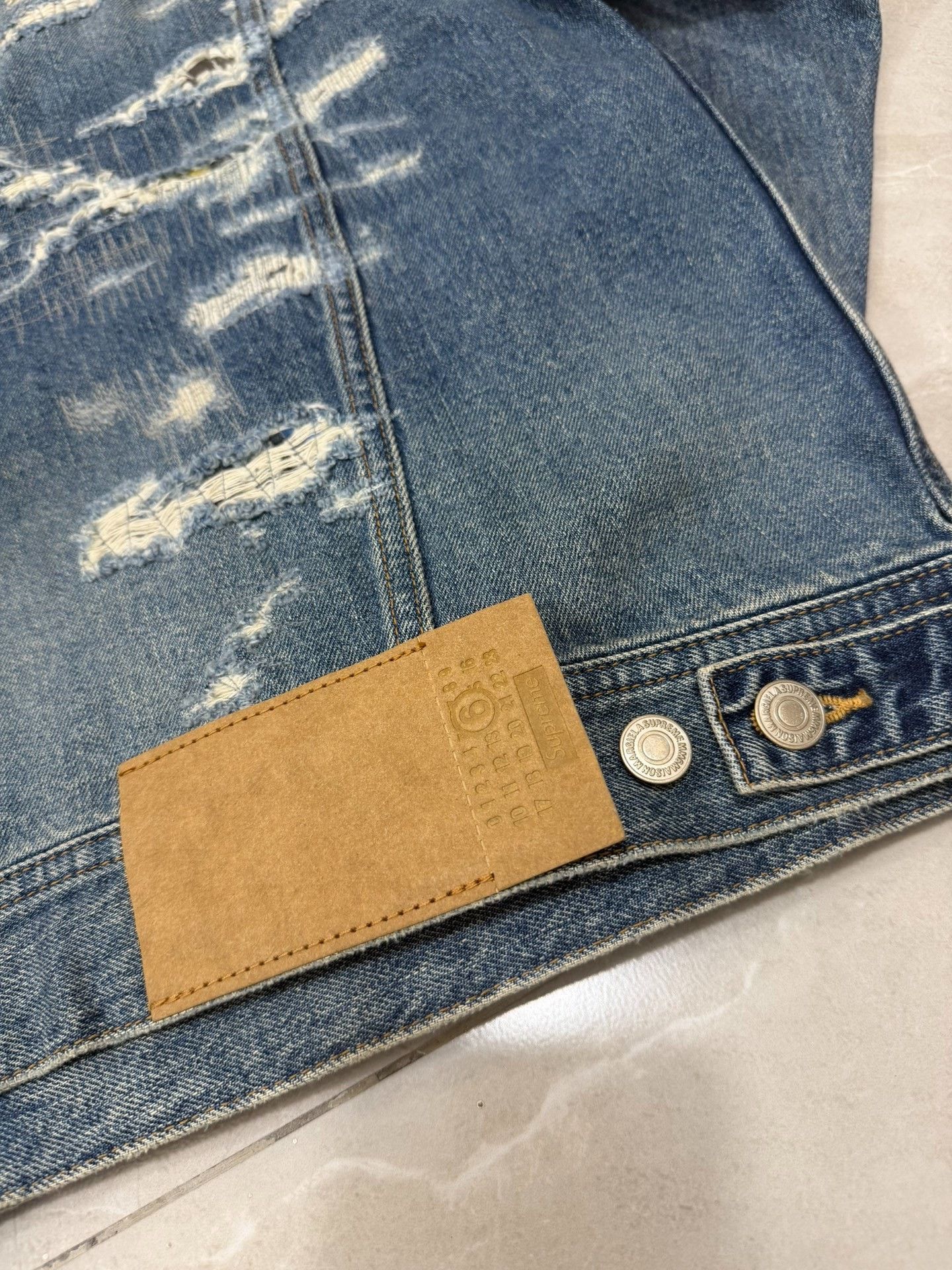 MM6 Supreme x MM6 Distressed Selvedge Denim Trucker Jacket Size US M / EU 48-50 / 2 - 9 Thumbnail