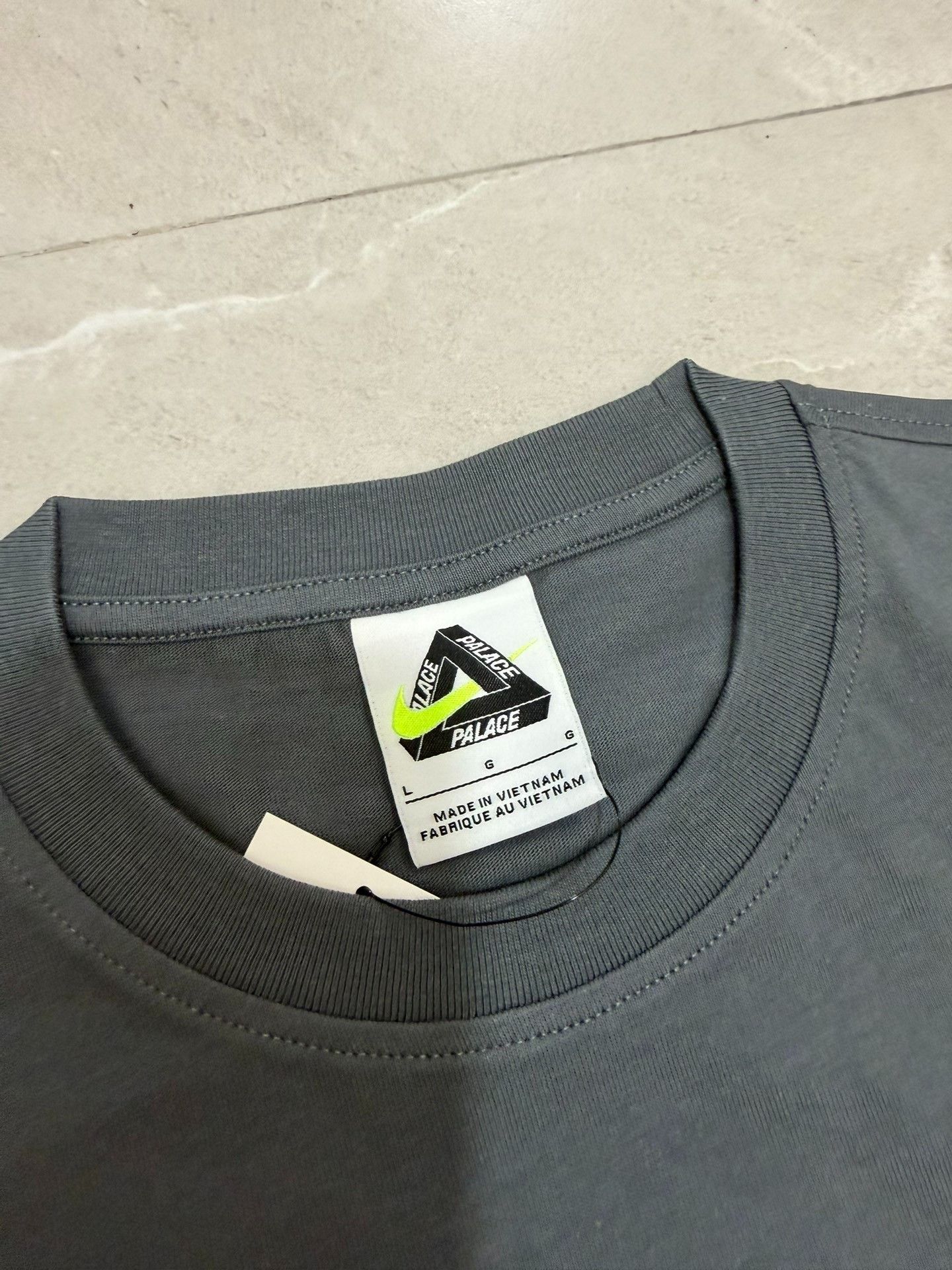 Palace PALACE x Nike FW25 Logo Short Sleeve T-Shirt Size US L / EU 52-54 / 3 - 4 Thumbnail