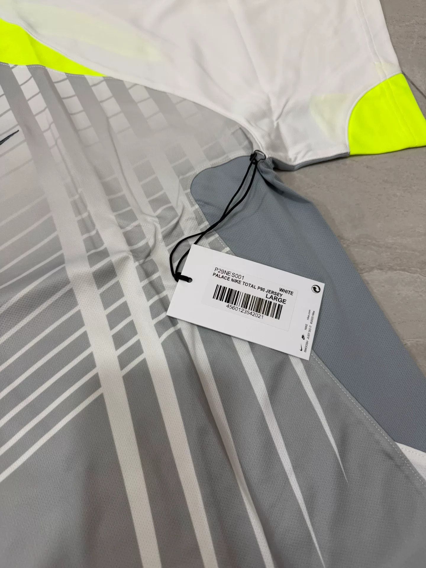 Nike PALACE x Nike TOTAL P90 JERSEY Size US L / EU 52-54 / 3 - 3 Thumbnail