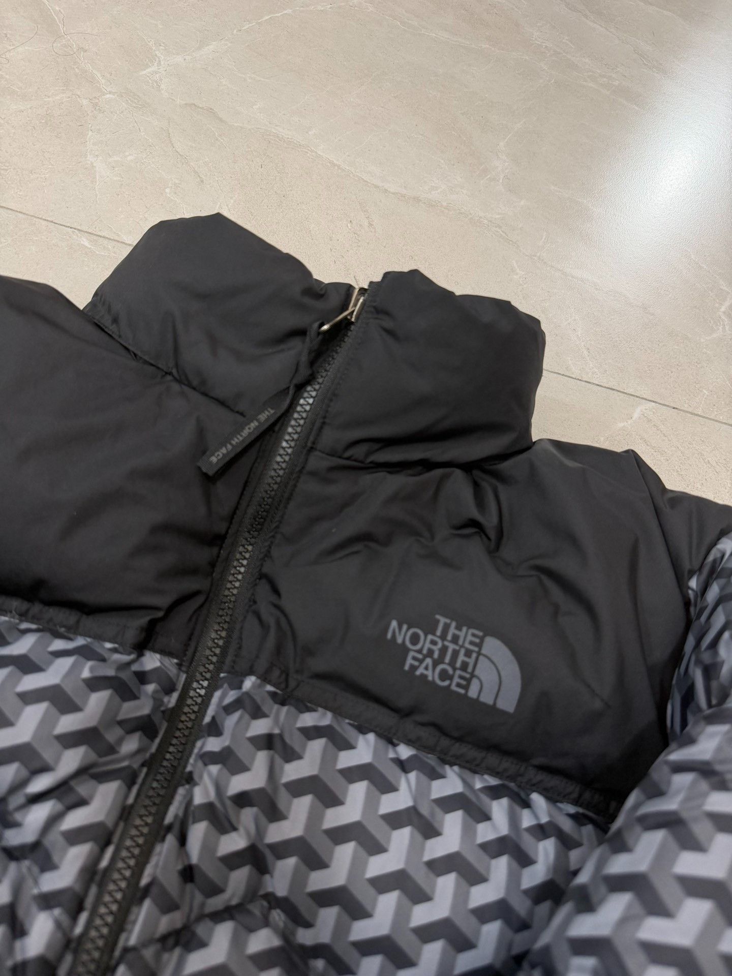 The North Face THE NORTH FACE x DOE Hexagon Down Jacket Size US M / EU 48-50 / 2 - 3 Thumbnail