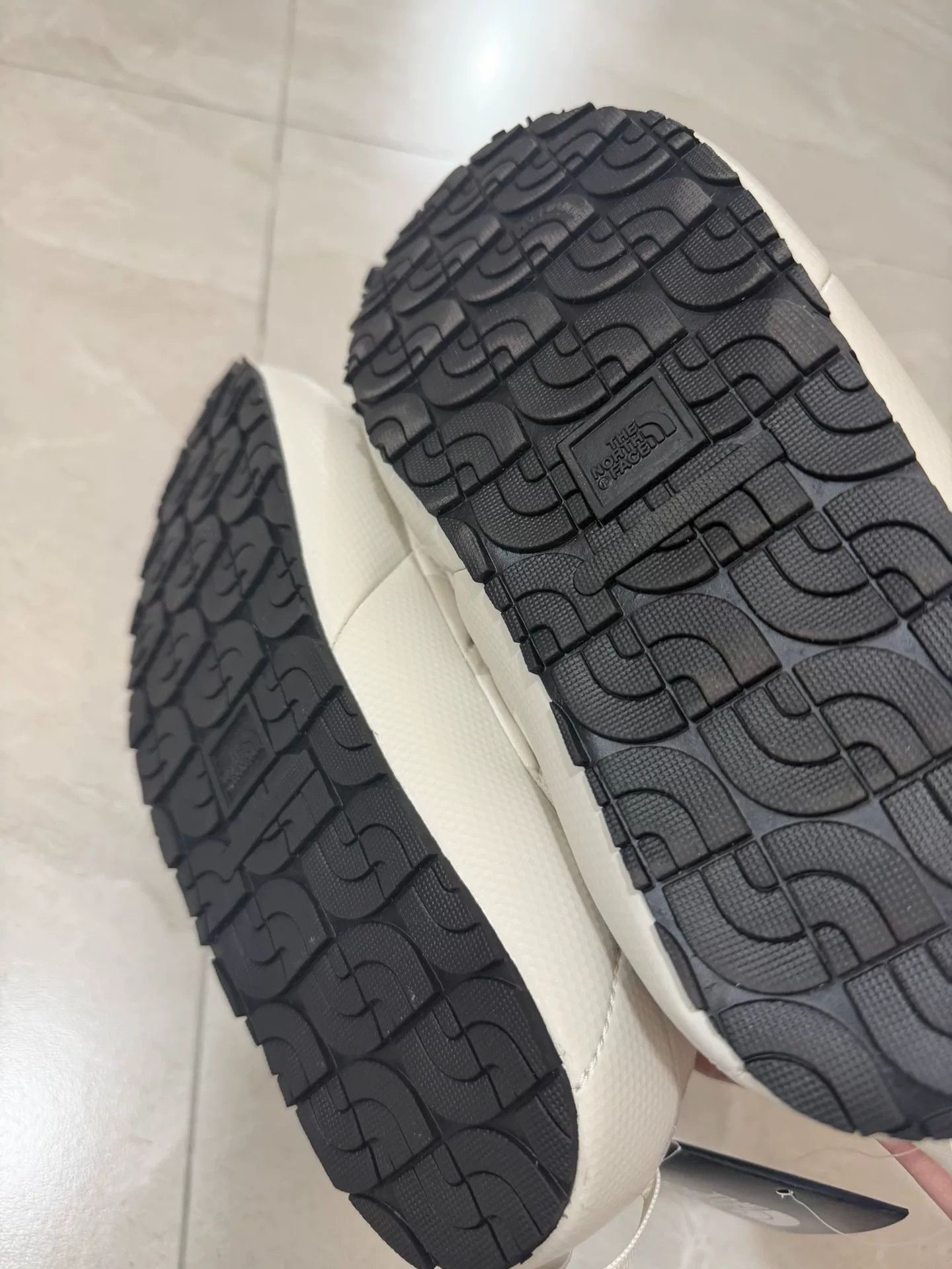 Kaws KAWS x The North Face Thermoball Traction Shoes Size US 9 / EU 42 - 6 Thumbnail