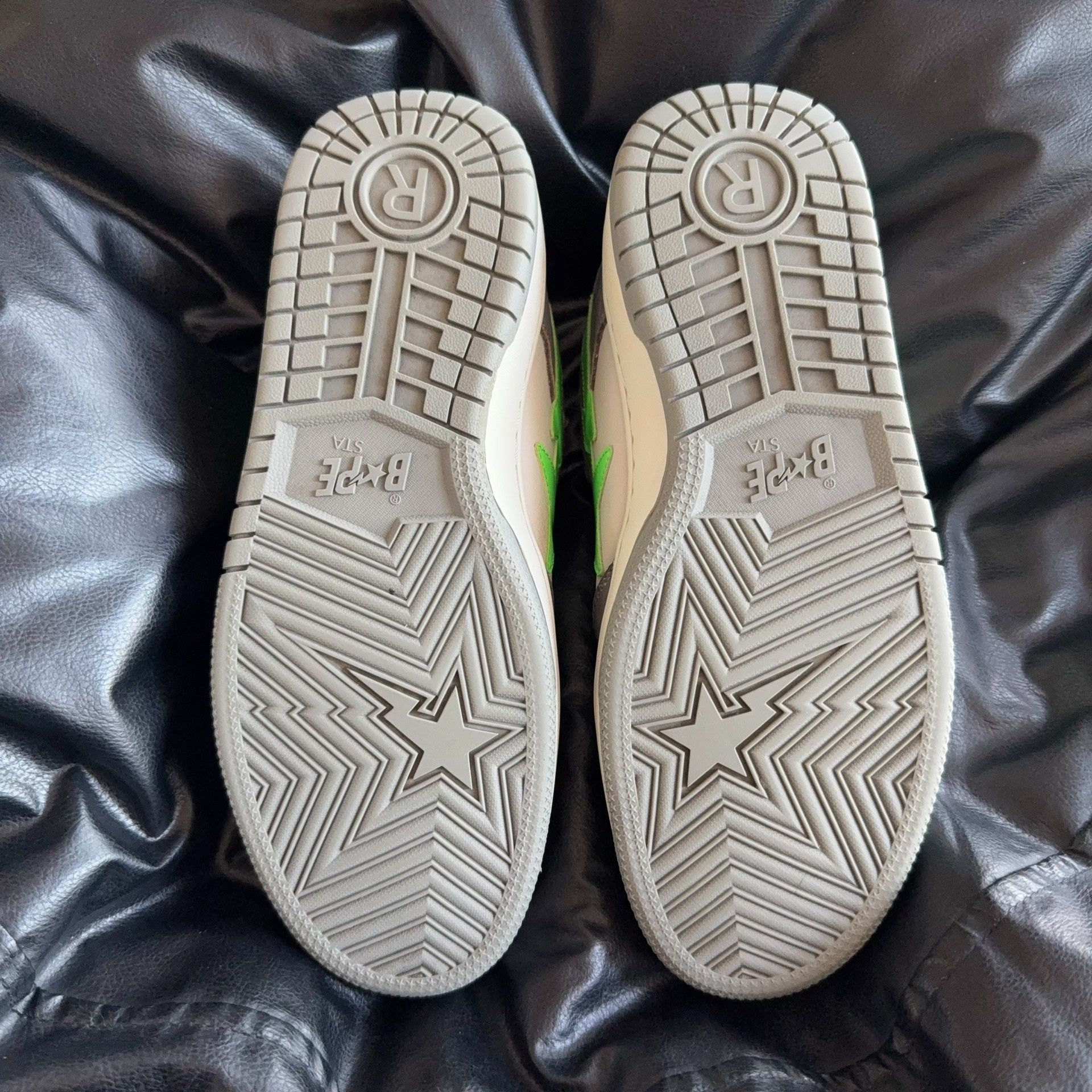 Bape Bape Green Lowtop Sneakers 41 Men Size US 8.5 / EU 41-42 - 4 Thumbnail