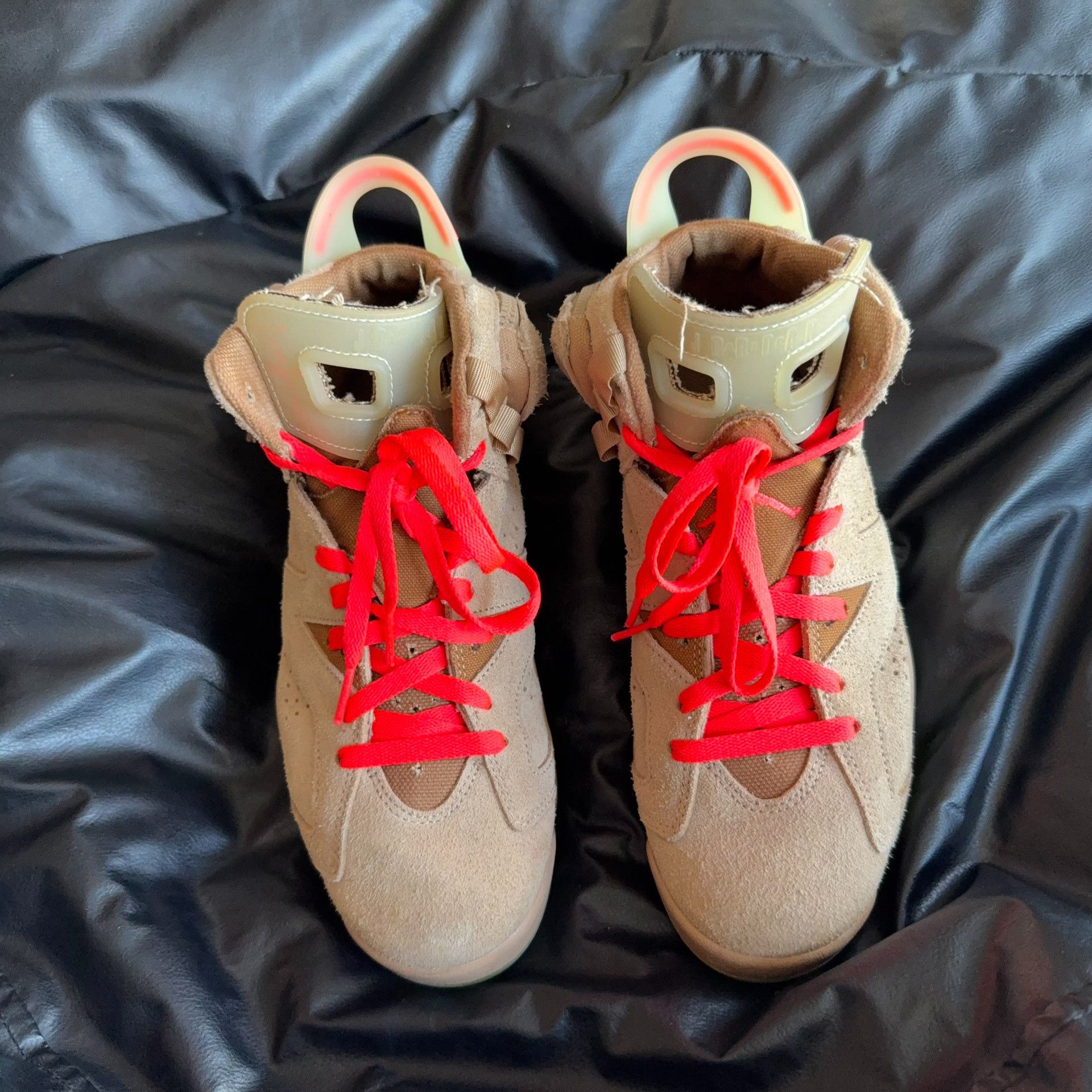 Nike Nike Beige Lowtop Sneakers 40.5 Men Size US 8 / EU 41 - 2 Thumbnail