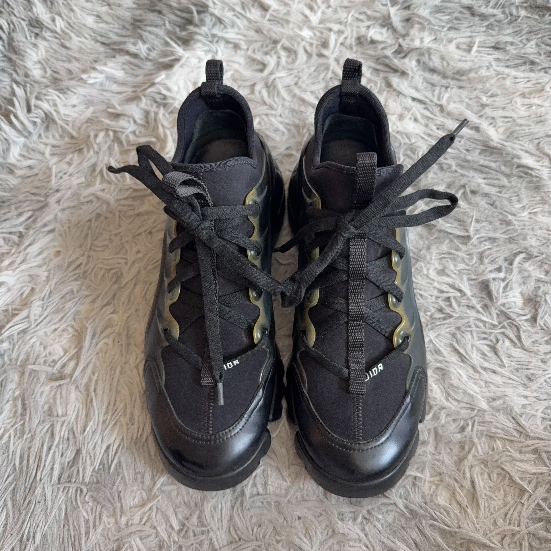 Dior Dior Black Lowtop Sneakers 37 Women Size US 6.5 / IT 36.5 - 2 Thumbnail