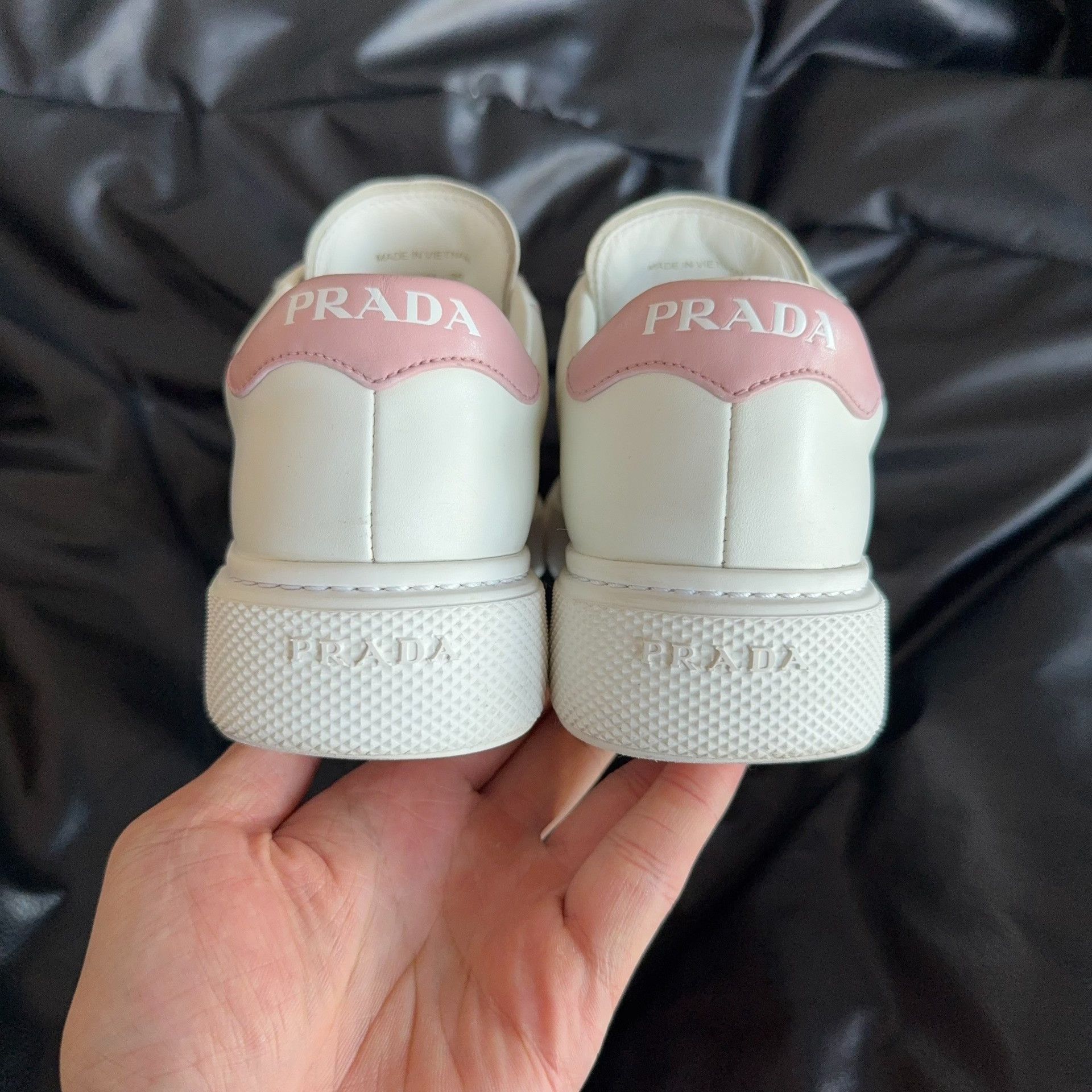 Prada Prada Pink Lowtop Sneakers 35 Women Size US 5 / IT 35 - 3 Thumbnail