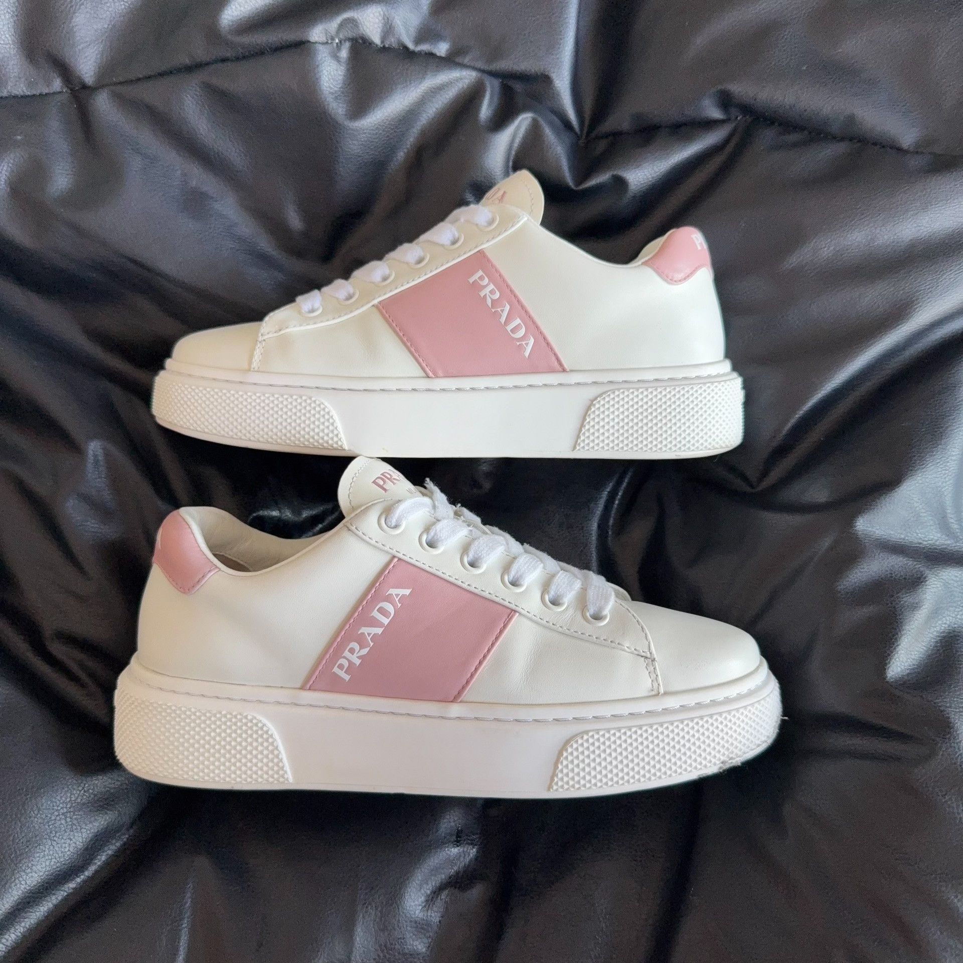 Prada Prada Pink Lowtop Sneakers 35 Women Size US 5 / IT 35 - 5 Thumbnail