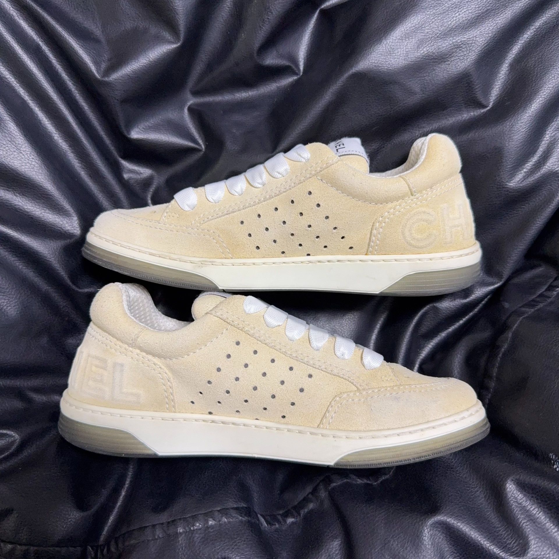 Chanel Chanel Lowtop Sneakers 36.5 Women Size US 6 / IT 36 - 6 Thumbnail