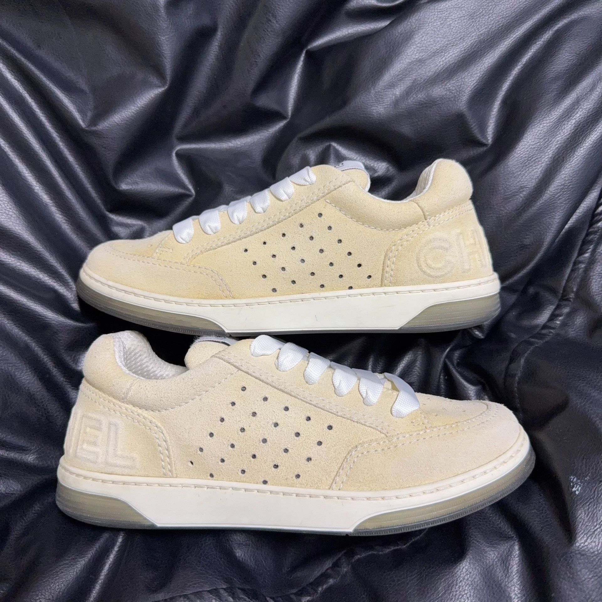 Chanel Chanel Lowtop Sneakers 36.5 Women Size US 6 / IT 36 - 5 Thumbnail