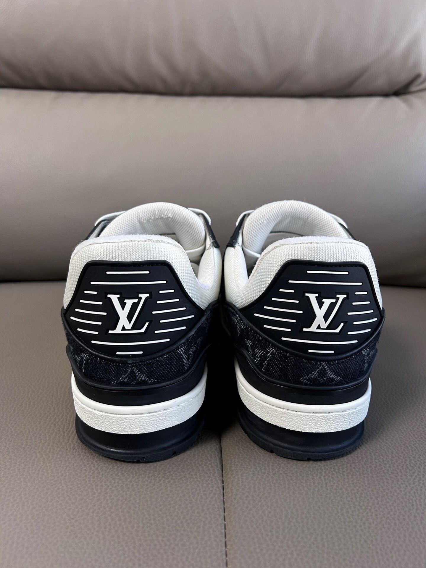 Louis Vuitton Louis Vuitton Training Denim Black Lowtop Sneakers 41 Men Size US 8.5 / EU 41-42 - 3 Thumbnail
